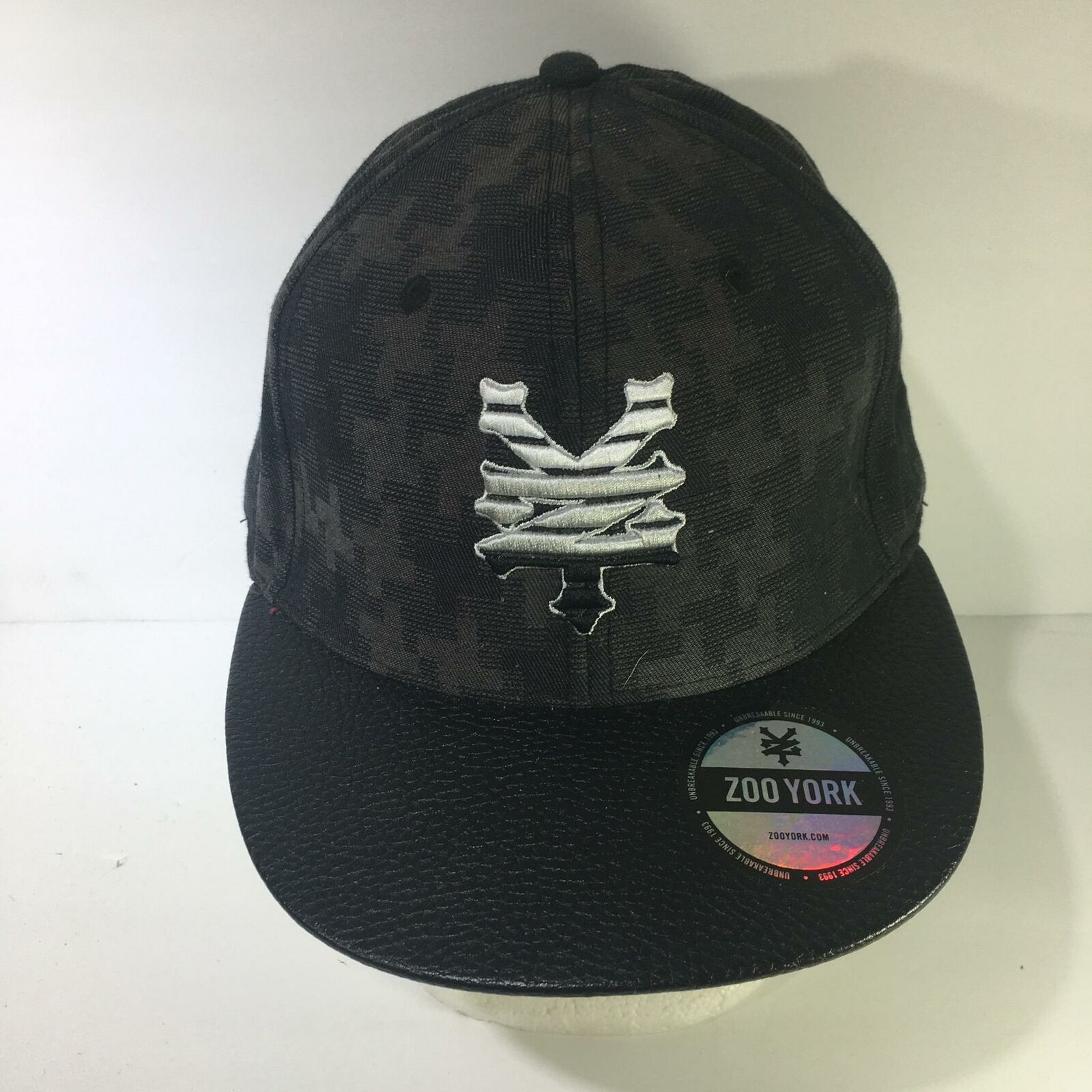 Zoo York Black Flat Brim Snapback Cap Hat OSFA