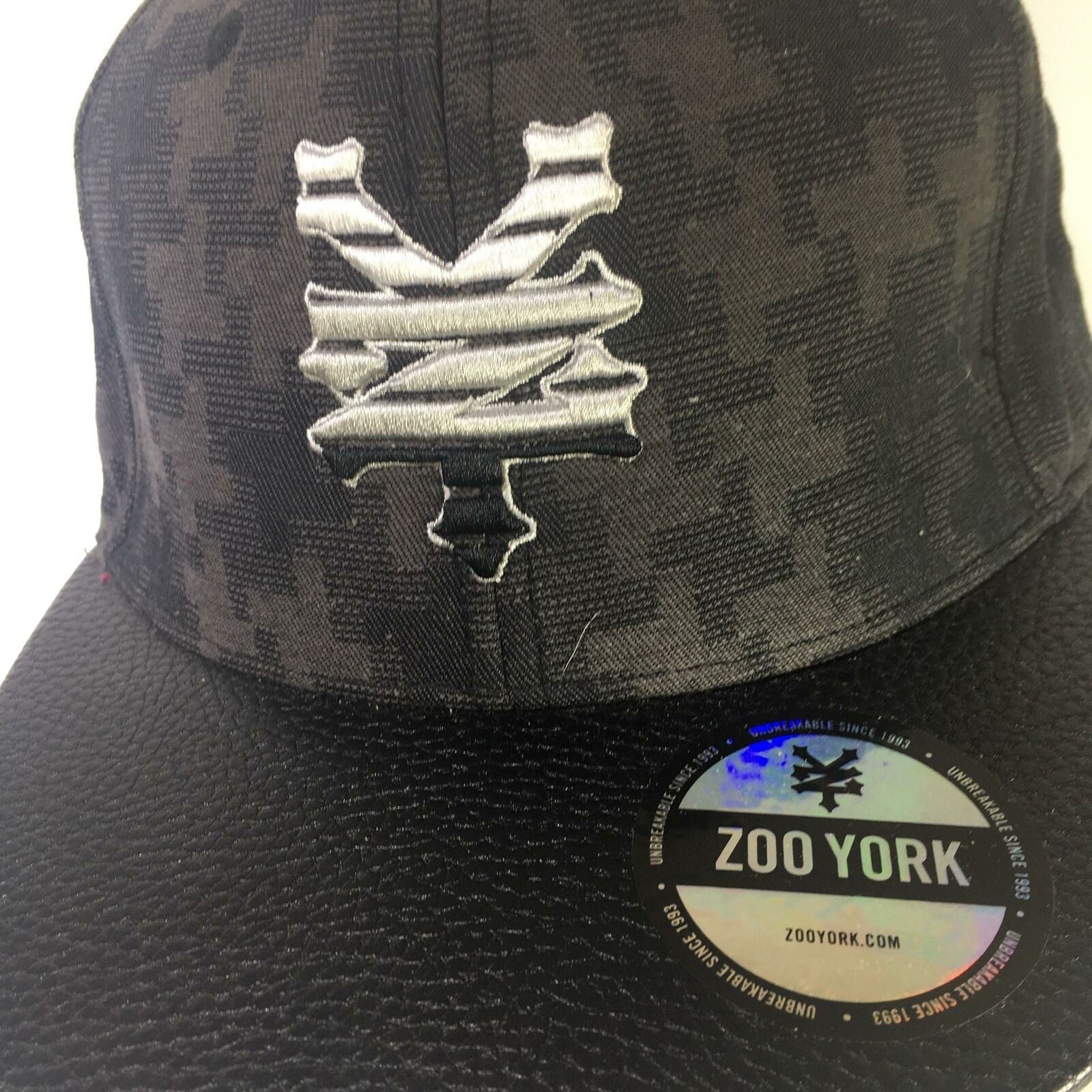 Zoo York Black Flat Brim Snapback Cap Hat OSFA