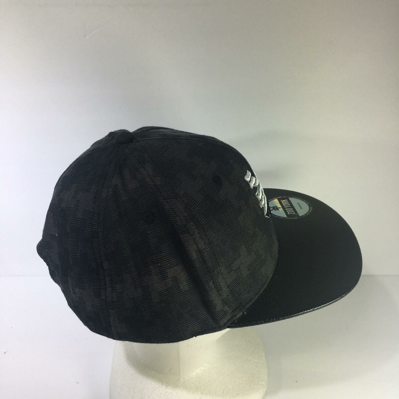 Zoo York Black Flat Brim Snapback Cap Hat OSFA