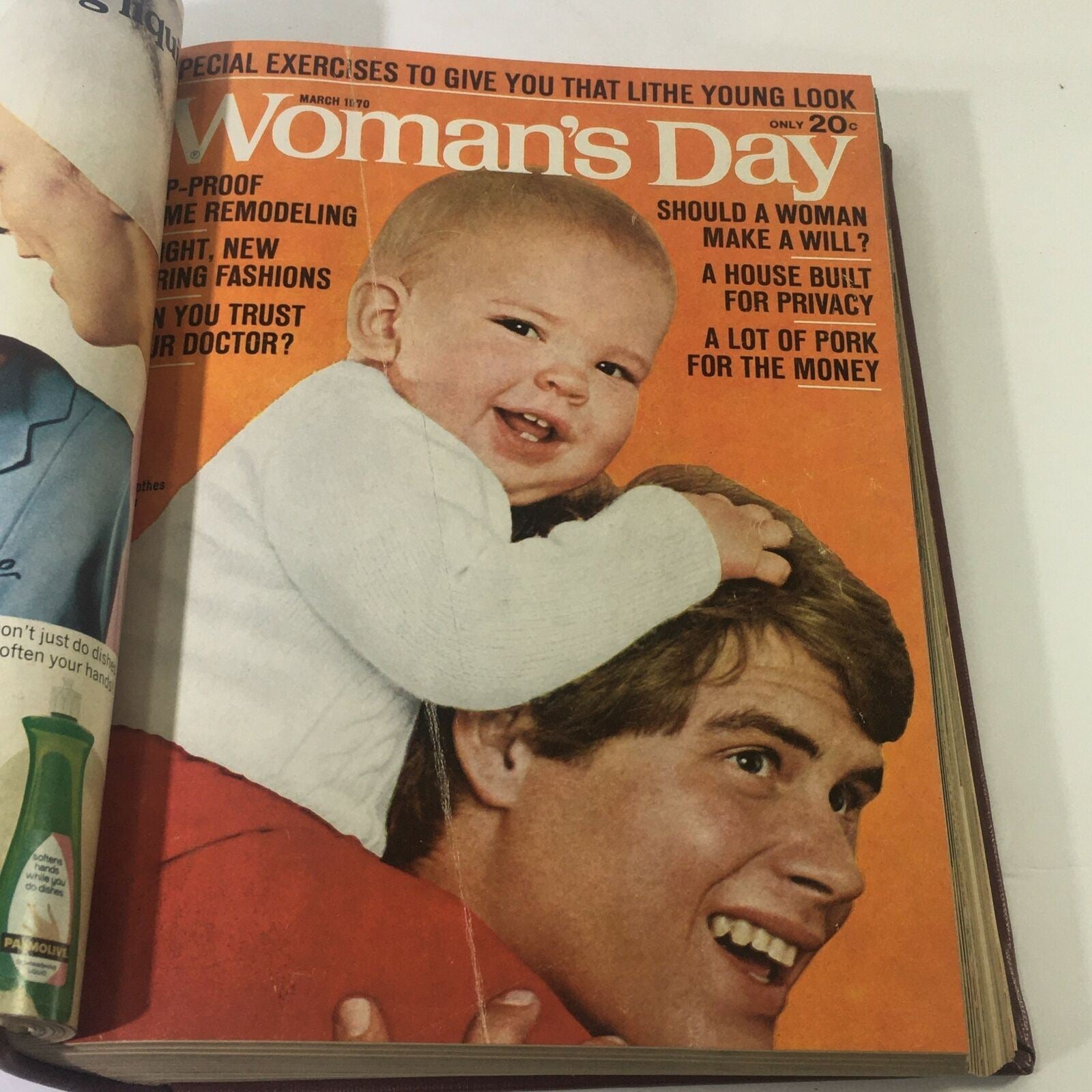 1970 Woman's Day Magazine Complete Year Round In One Bound Book Compilation