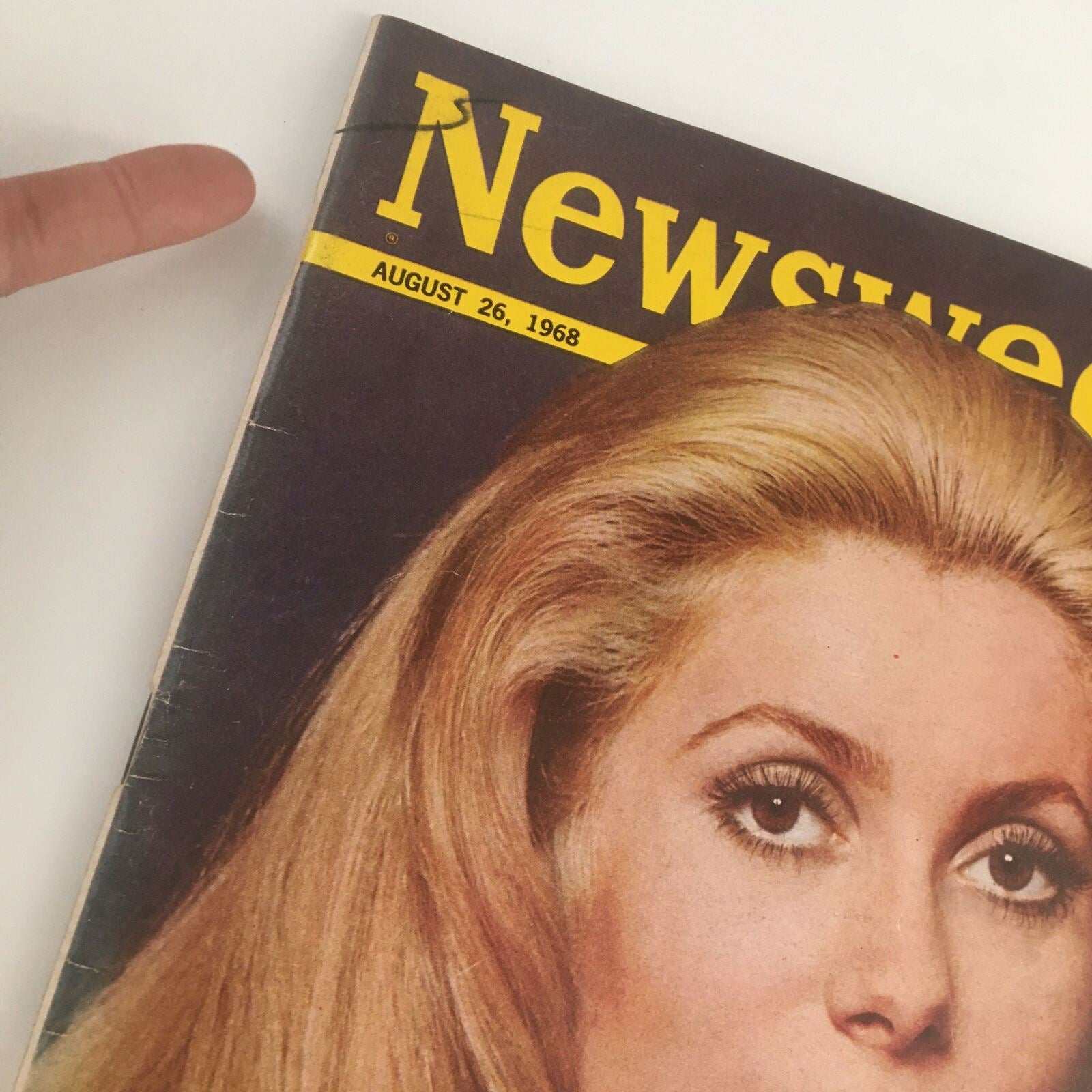 Newsweek Magazine August 26 1968 French Actress Catherine Deneuve No Label