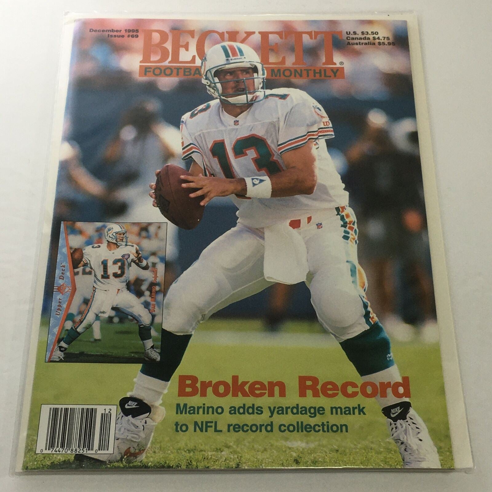 Beckett Football Card Monthly: December 1995 Issue #69 - Dan Marino Dolphins