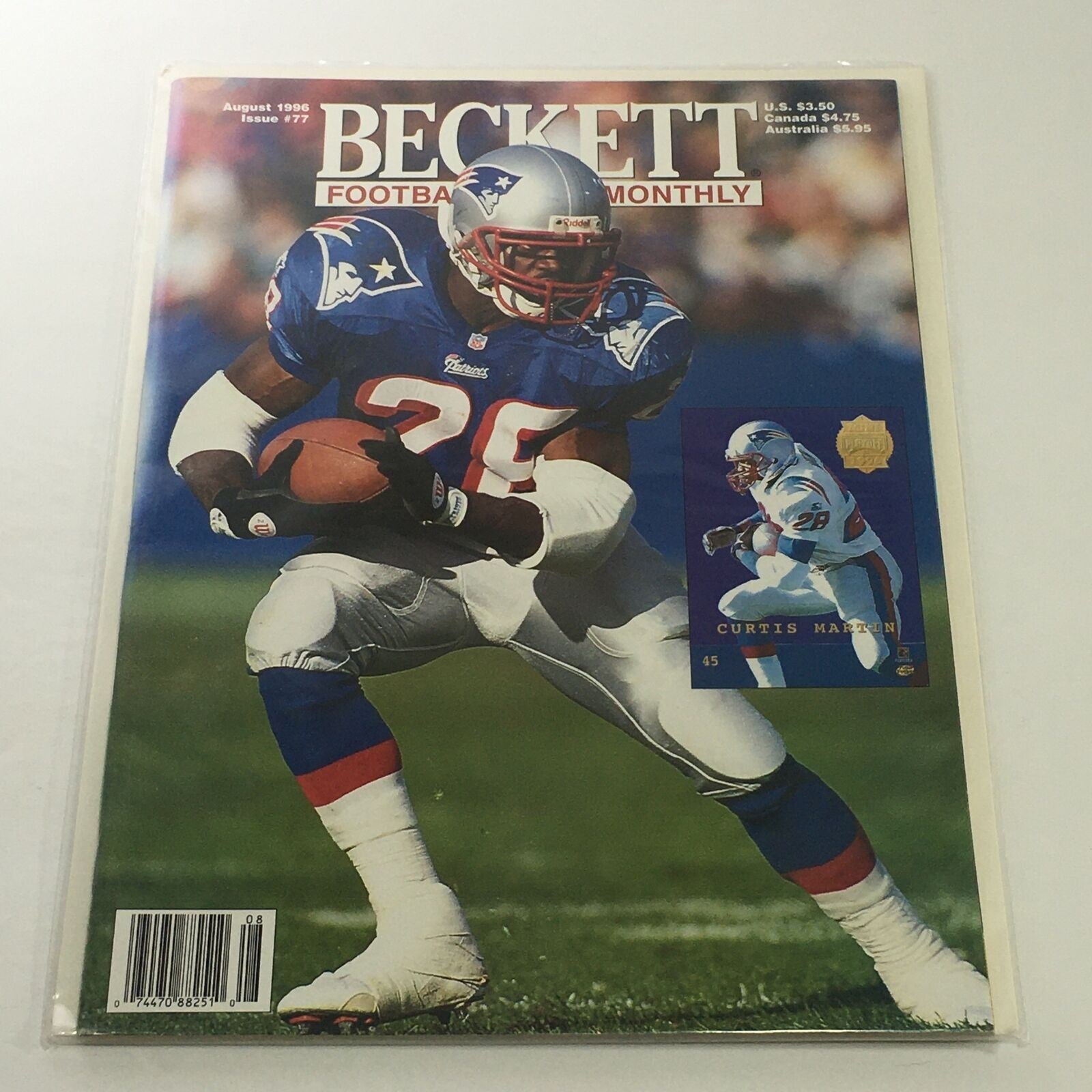 Beckett Football Card Monthly: August 1996 Issue #77 - Curtis Martin