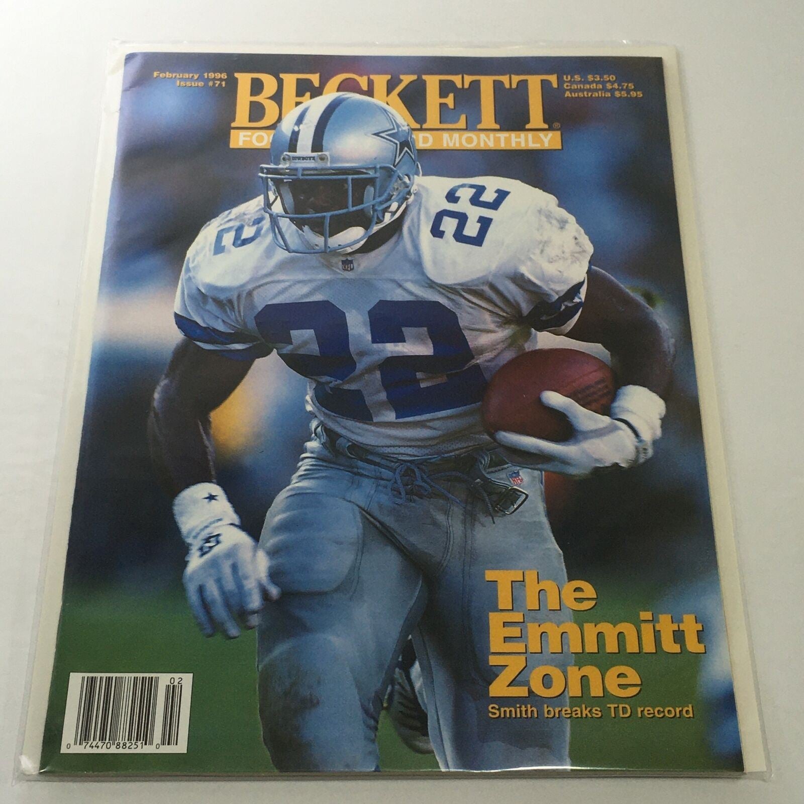 Beckett Football Card Monthly: February 1996 Issue #71 - The Emmitt Smith Zone