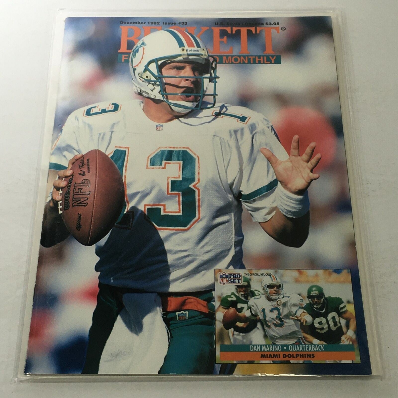 Beckett Football Card Monthly: December 1992 Issue #33 - NFL Dan Marino