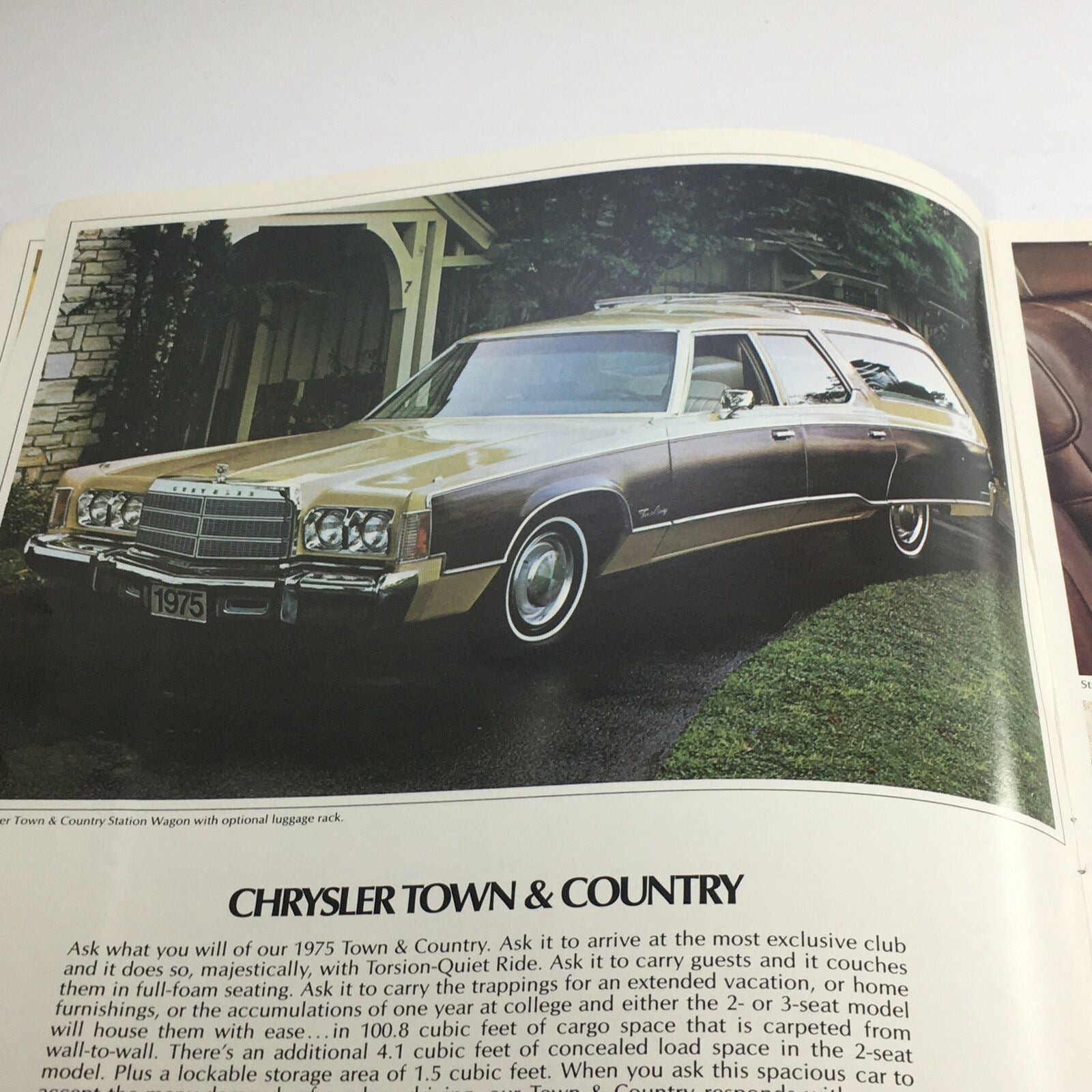 1975 Chrysler New Yorker Brougham Dealership Car Auto Brochure Catalog