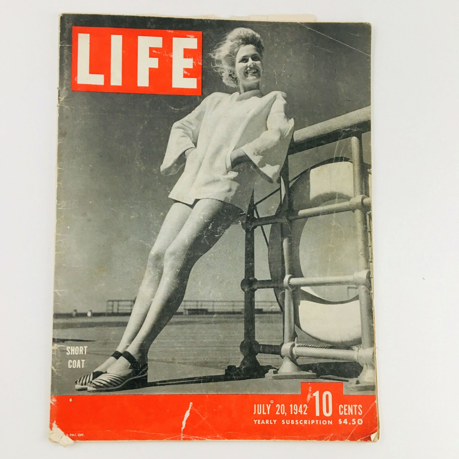 VTG Life Magazine July 20 1942 Short Coat World War II Era Model No Label