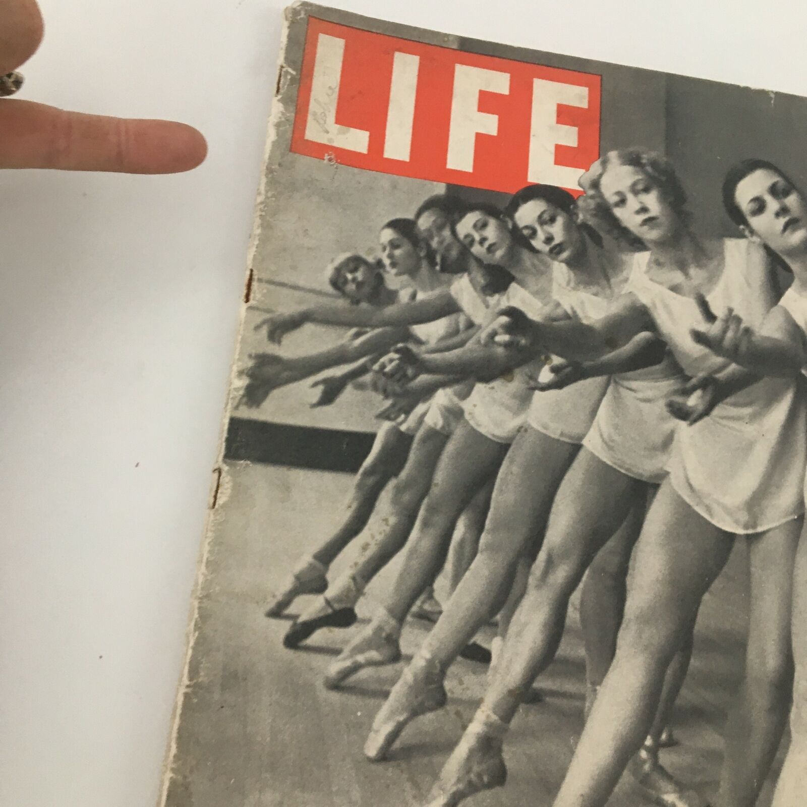 VTG Life Magazine December 28 1936 Metropolitan Opera's Ballet Newsstand