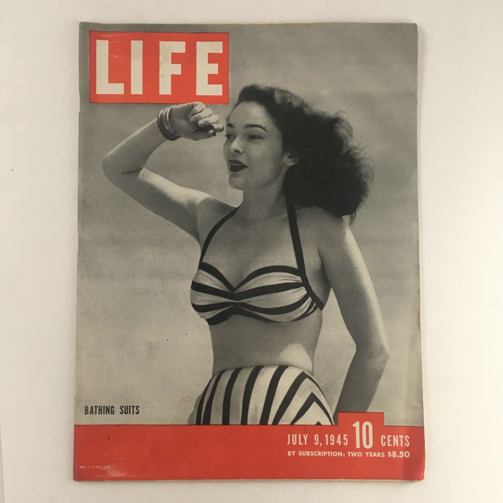 Life Magazine July 9 1945 Paddy Ellerton Modeling In A Bathing Suit, No Label