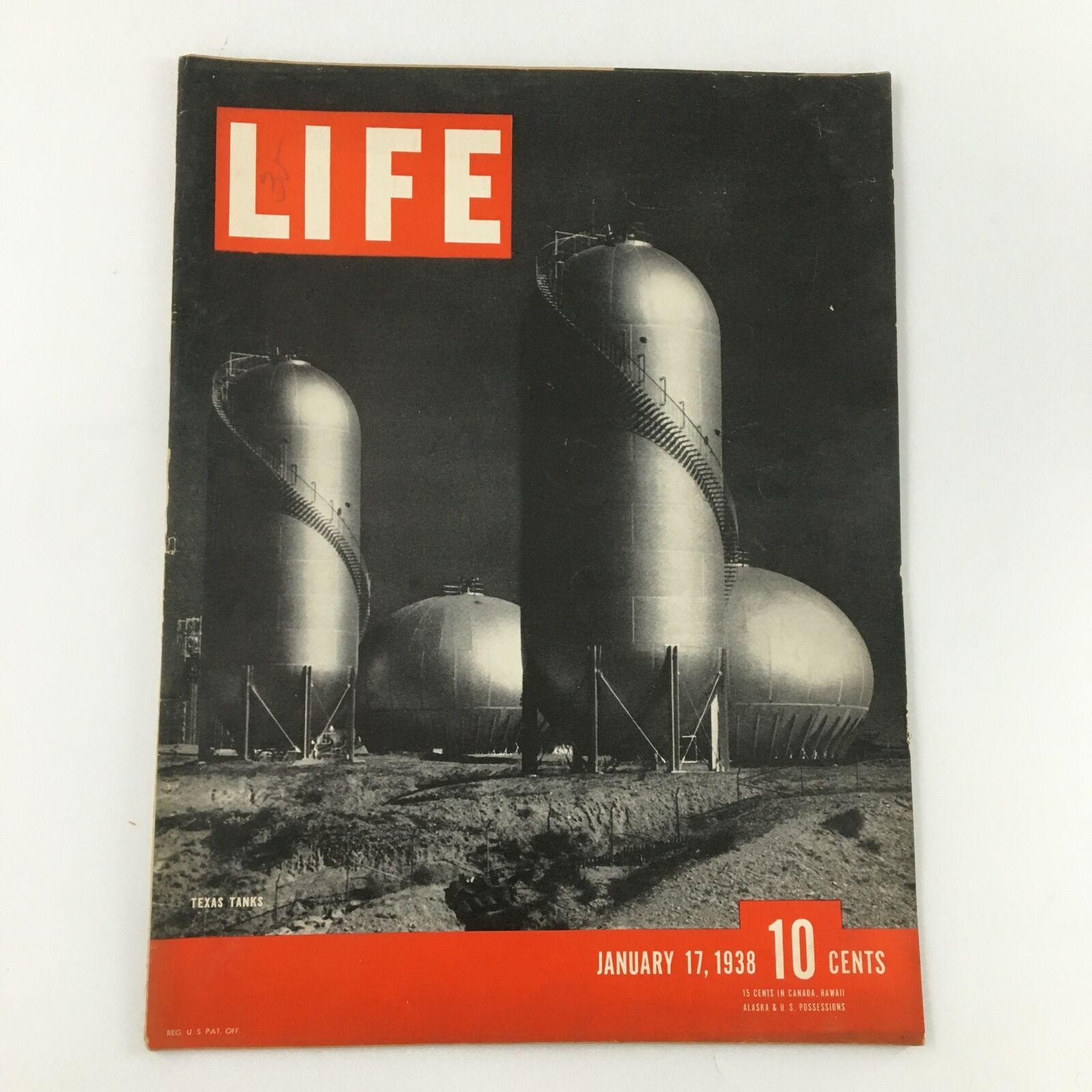 VTG Life Magazine January 17 1938 Texas Oil Tanks, The Queen Mary Newsstand