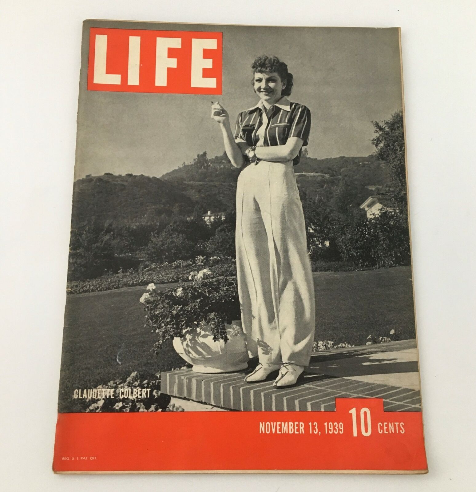 VTG Life Magazine November 13 1939 Actress Claudette Colbert Photo, Newsstand