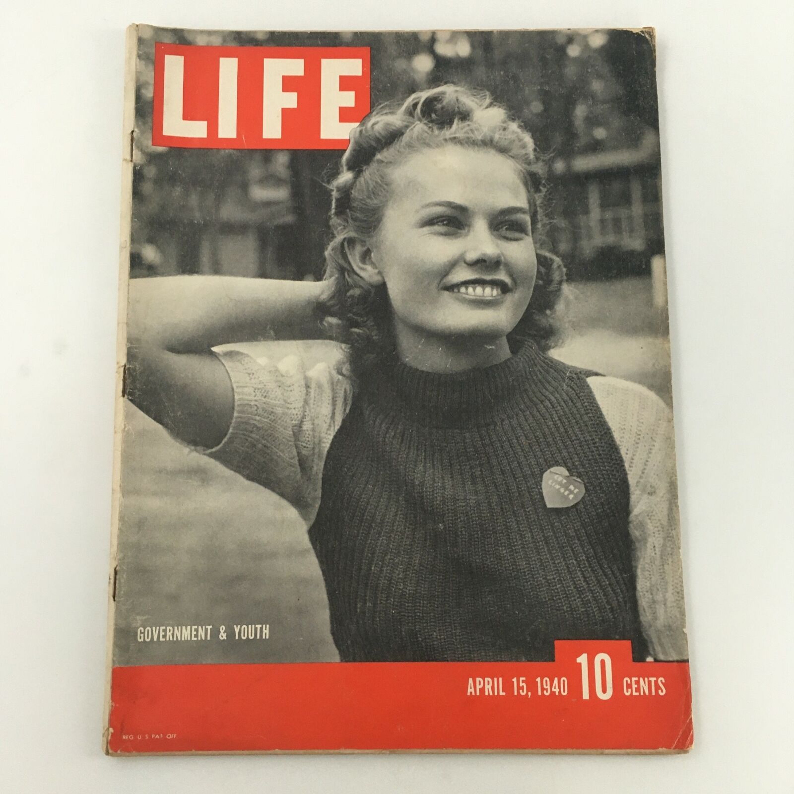 VTG Life Magazine April 15 1940 The Government and The Youth, Newsstand