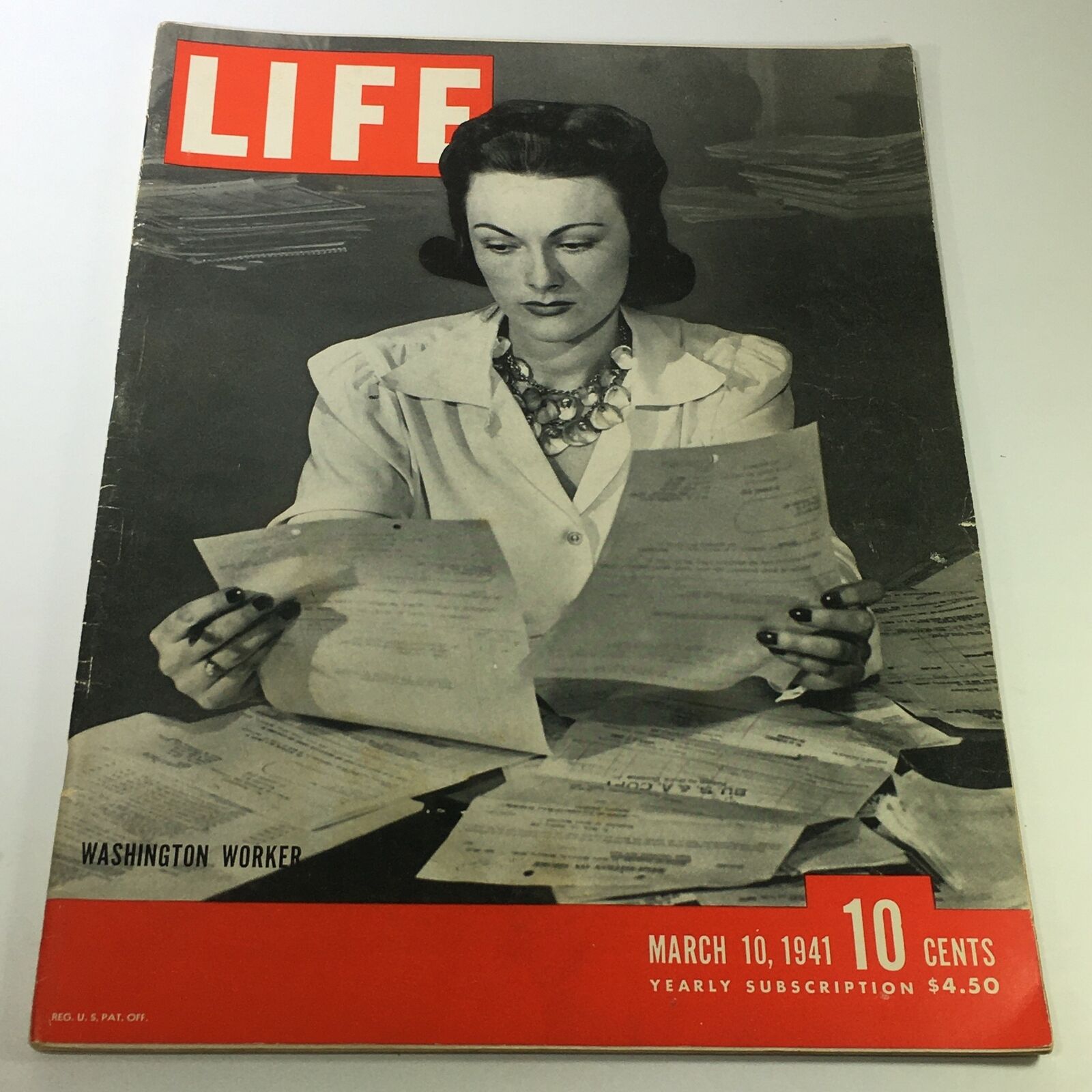 VTG Life Magazine March 10 1941 - Photographed Washington Worker / Newsstand