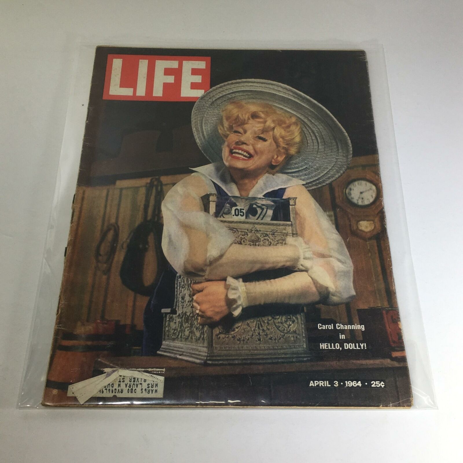 VTG Life Magazine: April 3 1964 - Carol Channing in Hello, Dolly!