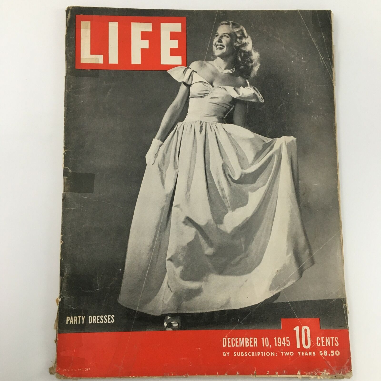 VTG Life Magazine December 10 1945 Party Dresses Cover Feature Newsstand