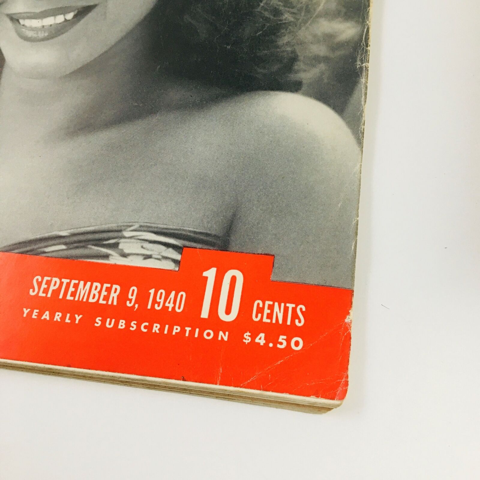 Close-up of the VTG Life Magazine September 9 1940 with price details, highlighting its collector's value.
