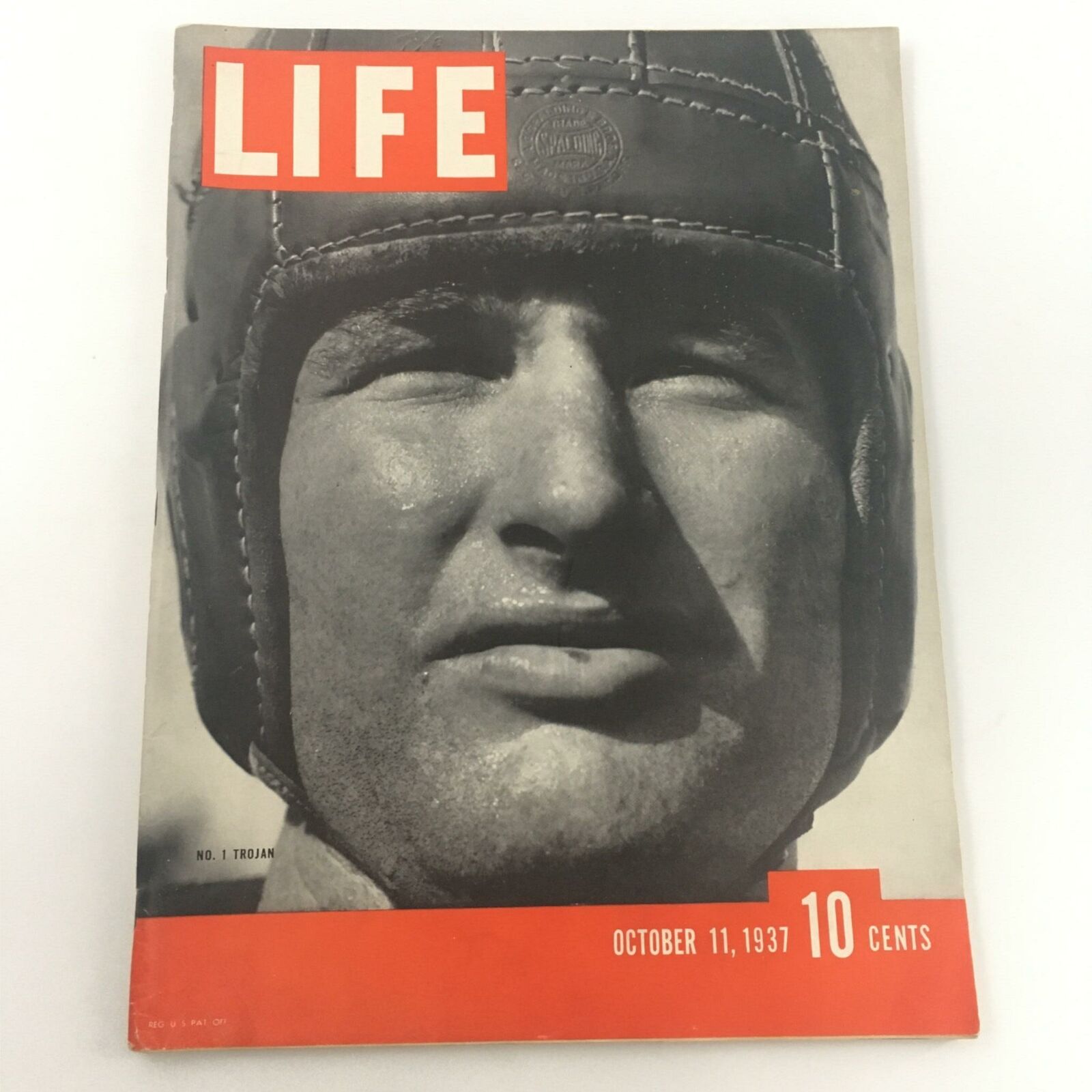 VTG Life Magazine October 11, 1937 Chuck Williams No. 1 Trojan