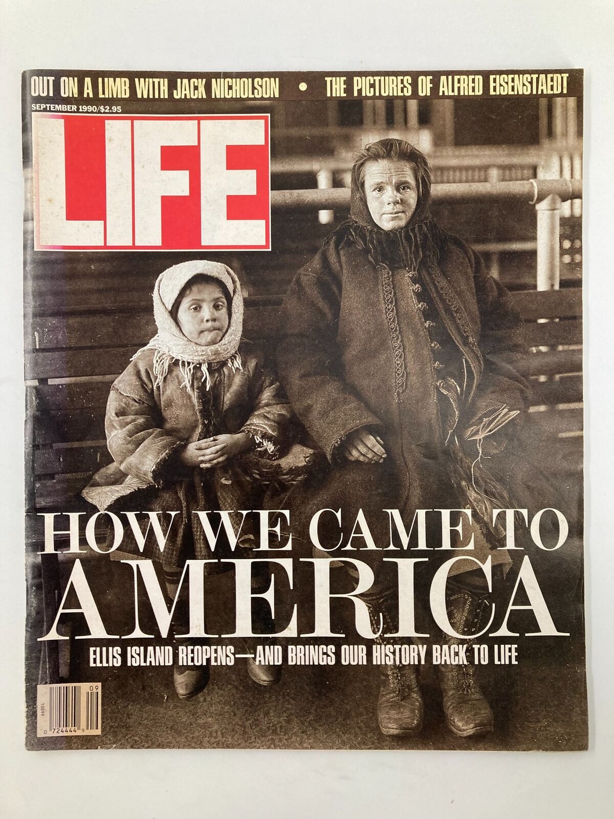 VTG Life Magazine September 1990 How We Came To America Ellis Island No Label