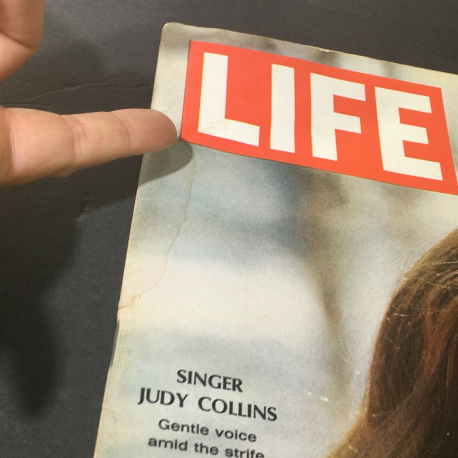 VTG Life Magazine May 2 1969 - Judy Collins / Cornell University Guns on Campus