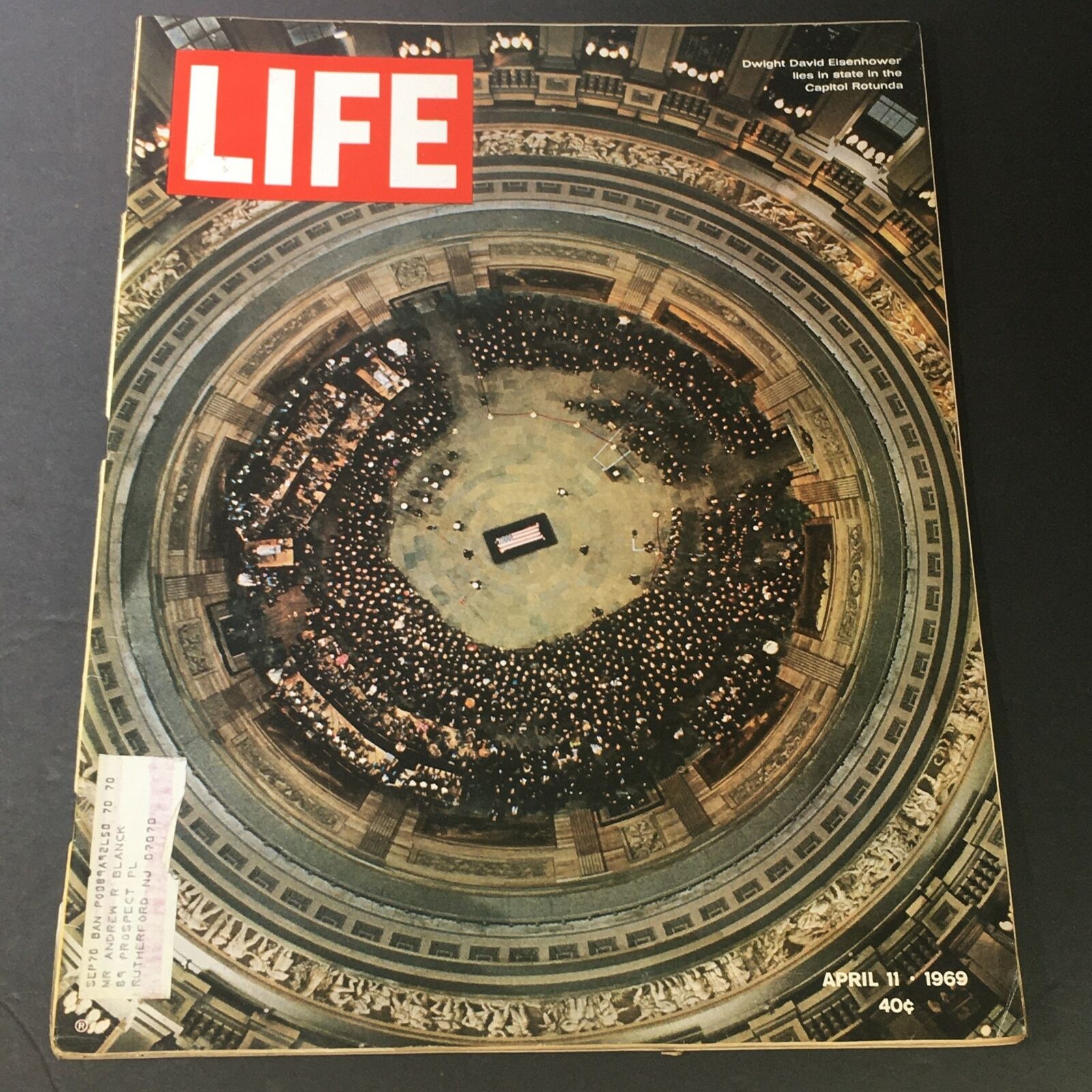 VTG Life Magazine April 11 1969 - Dwight D. Eisenhower Lies at Capitol Rotunda