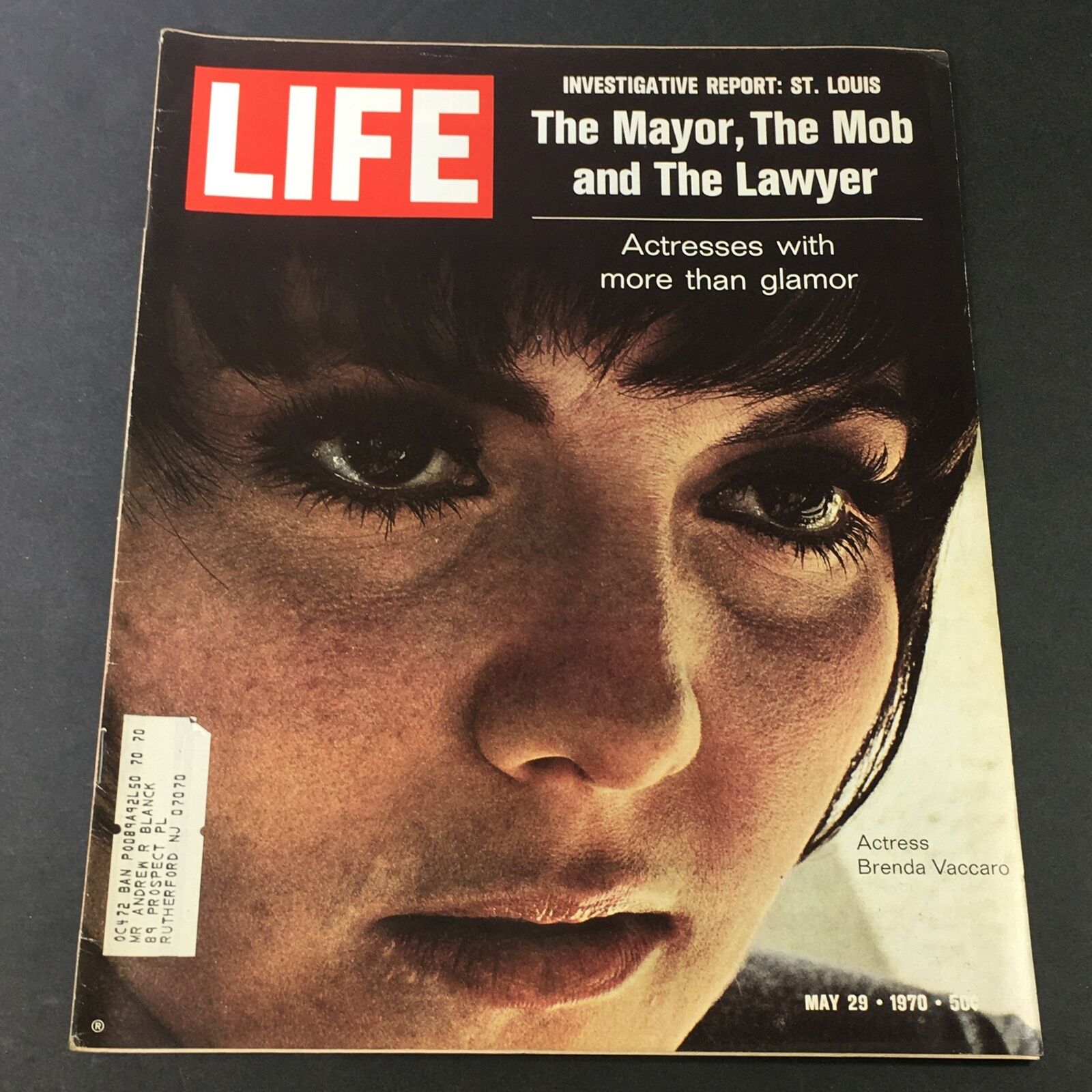 VTG Life Magazine May 29 1970 - The Actress with Glamor Brenda Vaccaro