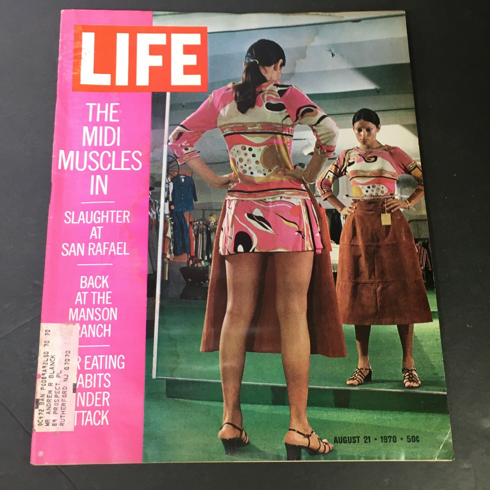 VTG Life Magazine August 21 1970 - The Midi Muscles in Slaughter at San Rafael