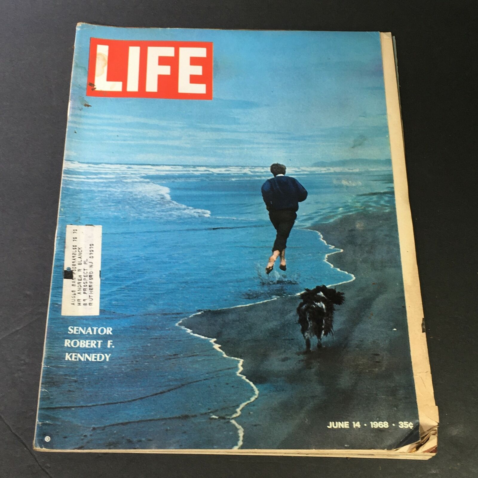 VTG Life Magazine June 14 1968 - Senator Robert F. Kennedy Photographed at Beach