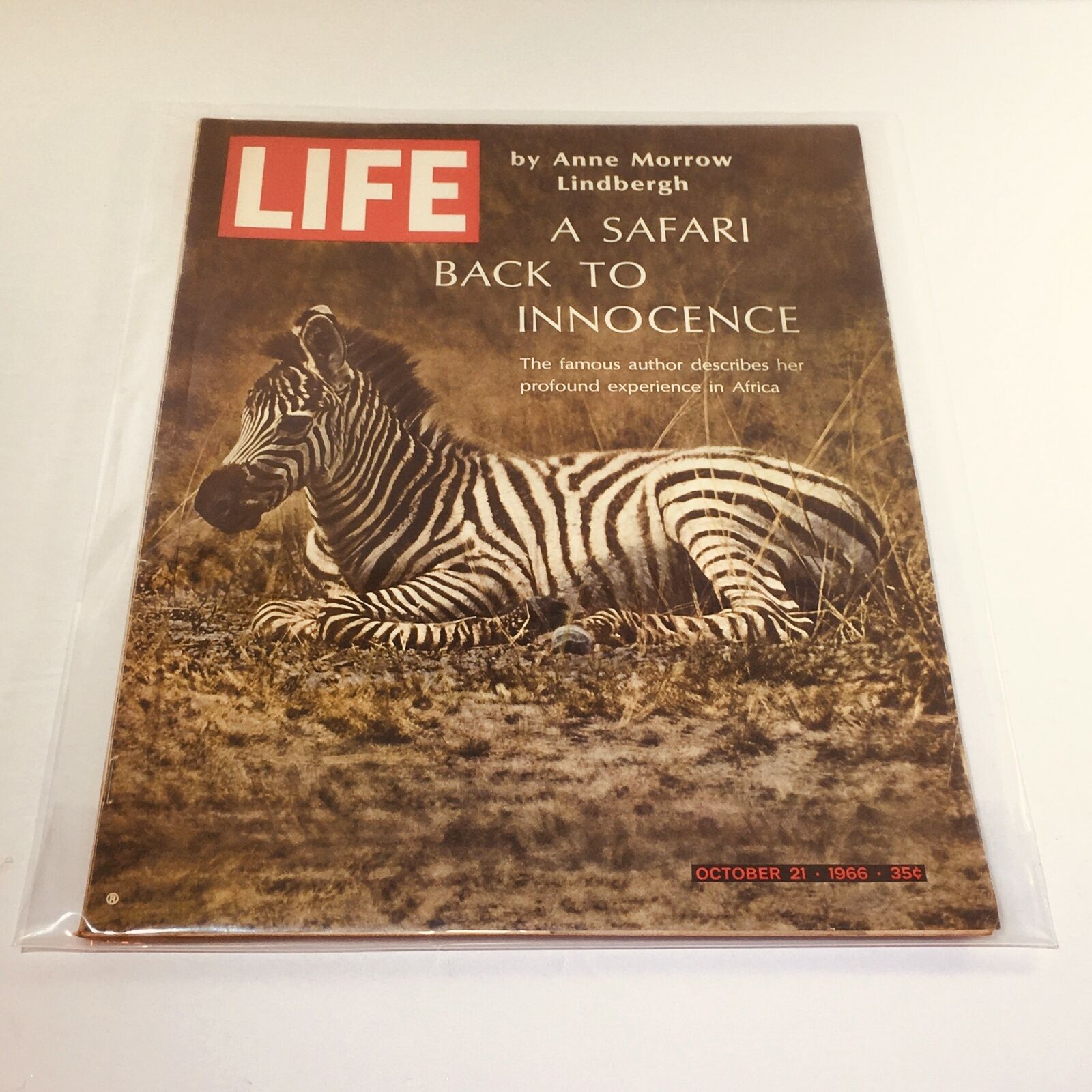 VTG Life Magazine: October 21 1966 - A Safari Back To Innocence by Anne M. L.