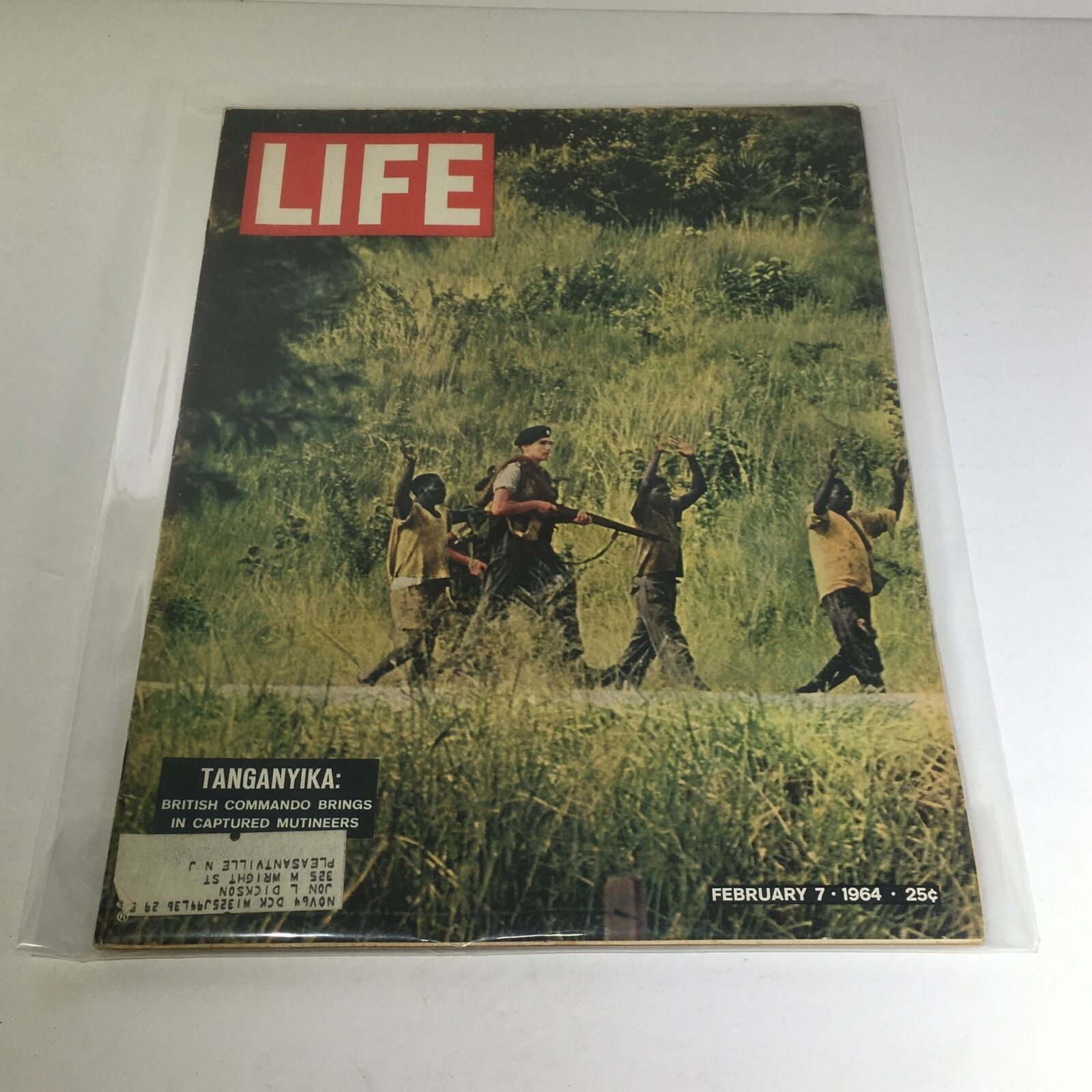 VTG Life Magazine: February 7 1964 - Tanganyika British Commando Brings Mutineer