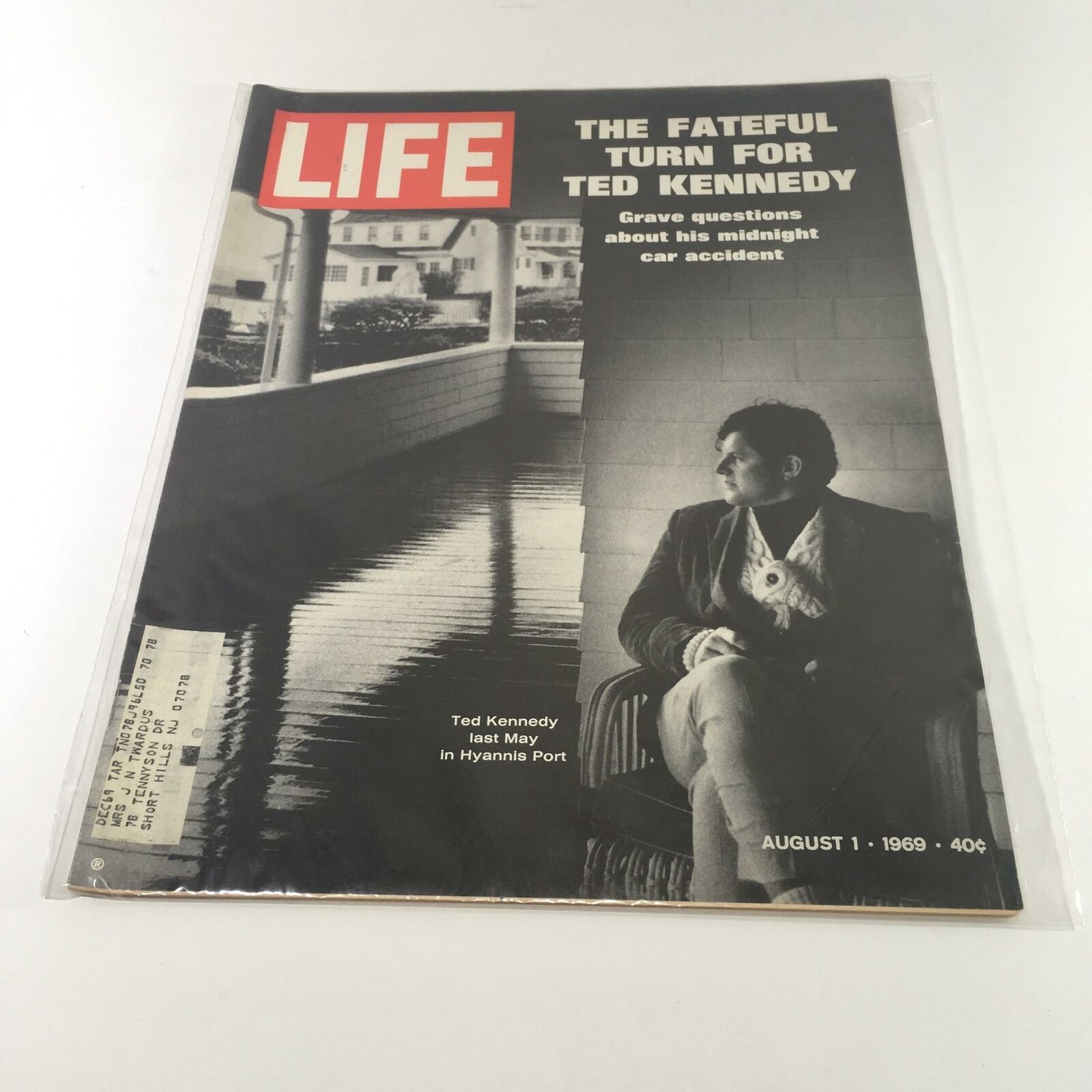 VTG Life Magazine August 1 1969 Ted Kennedy Photo in Hyannis Port Feature