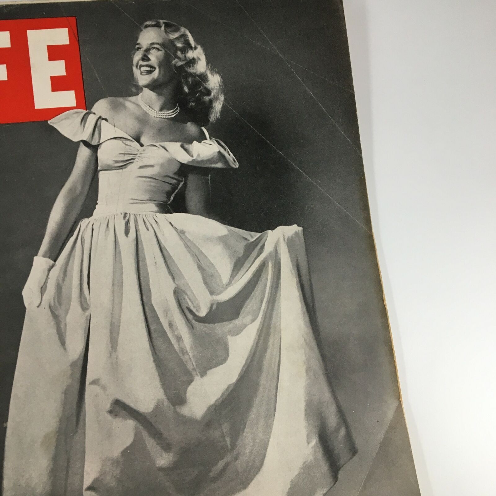 VTG Life Magazine December 10 1945 Margaret O'Brien for an Evening Dress