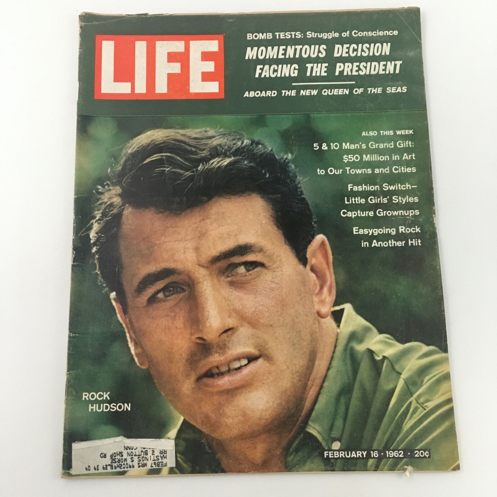 VTG Life Magazine February 16 1962 Rock Hudson & Aboard The New Queen of Seas