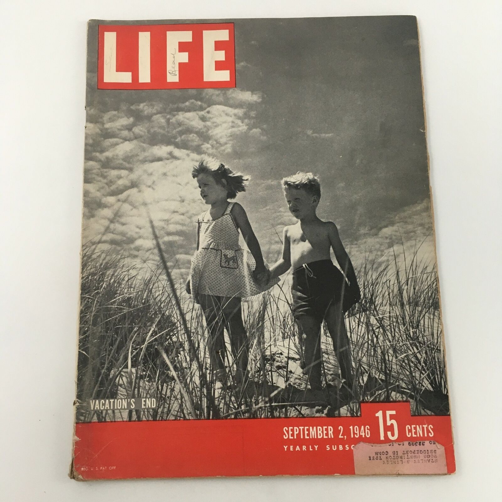 VTG Life Magazine September 2 1946 Children Holding Hands at Vacation's End