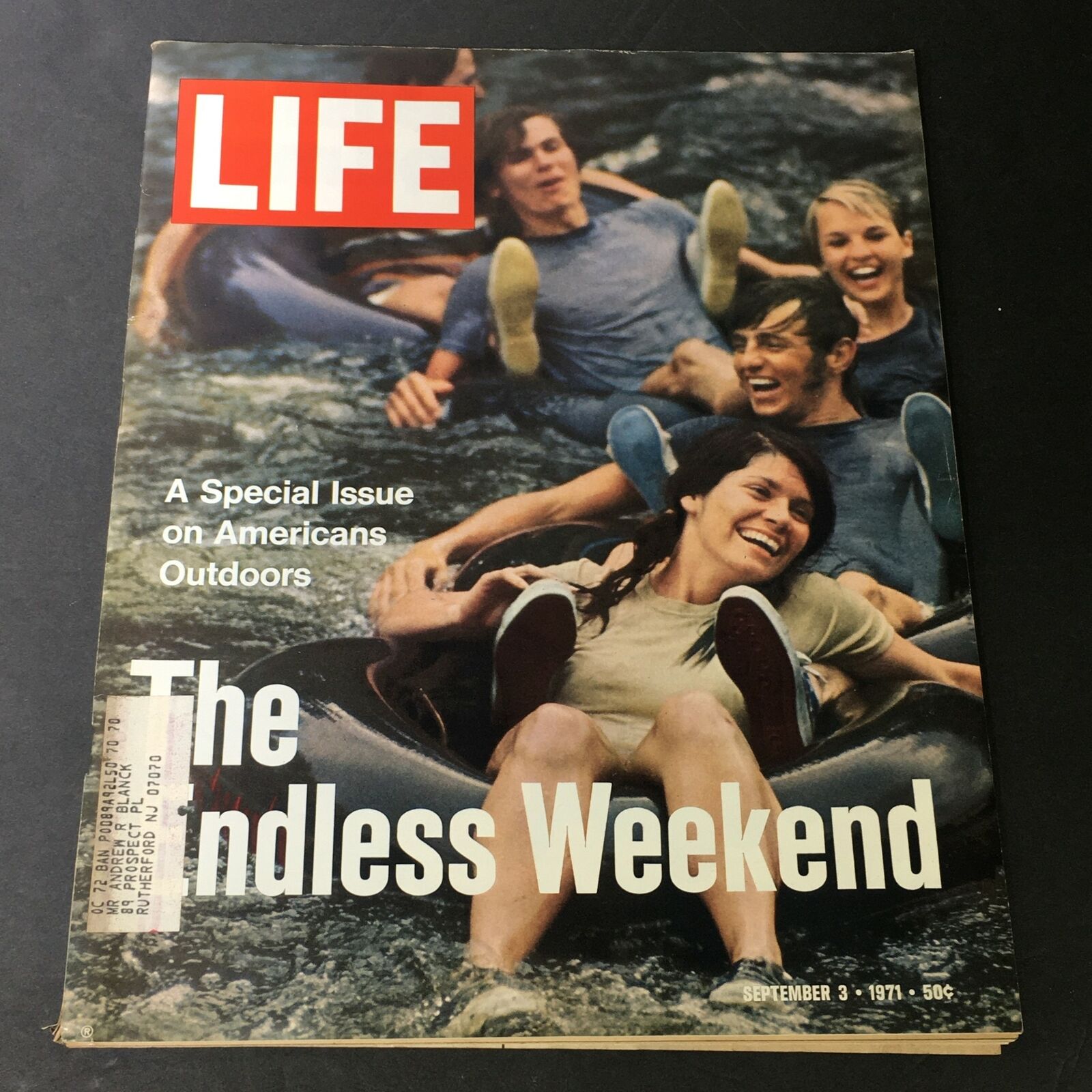 VTG Life Magazine December 3 1971 - The Endless Weekend / Americans Outdoors