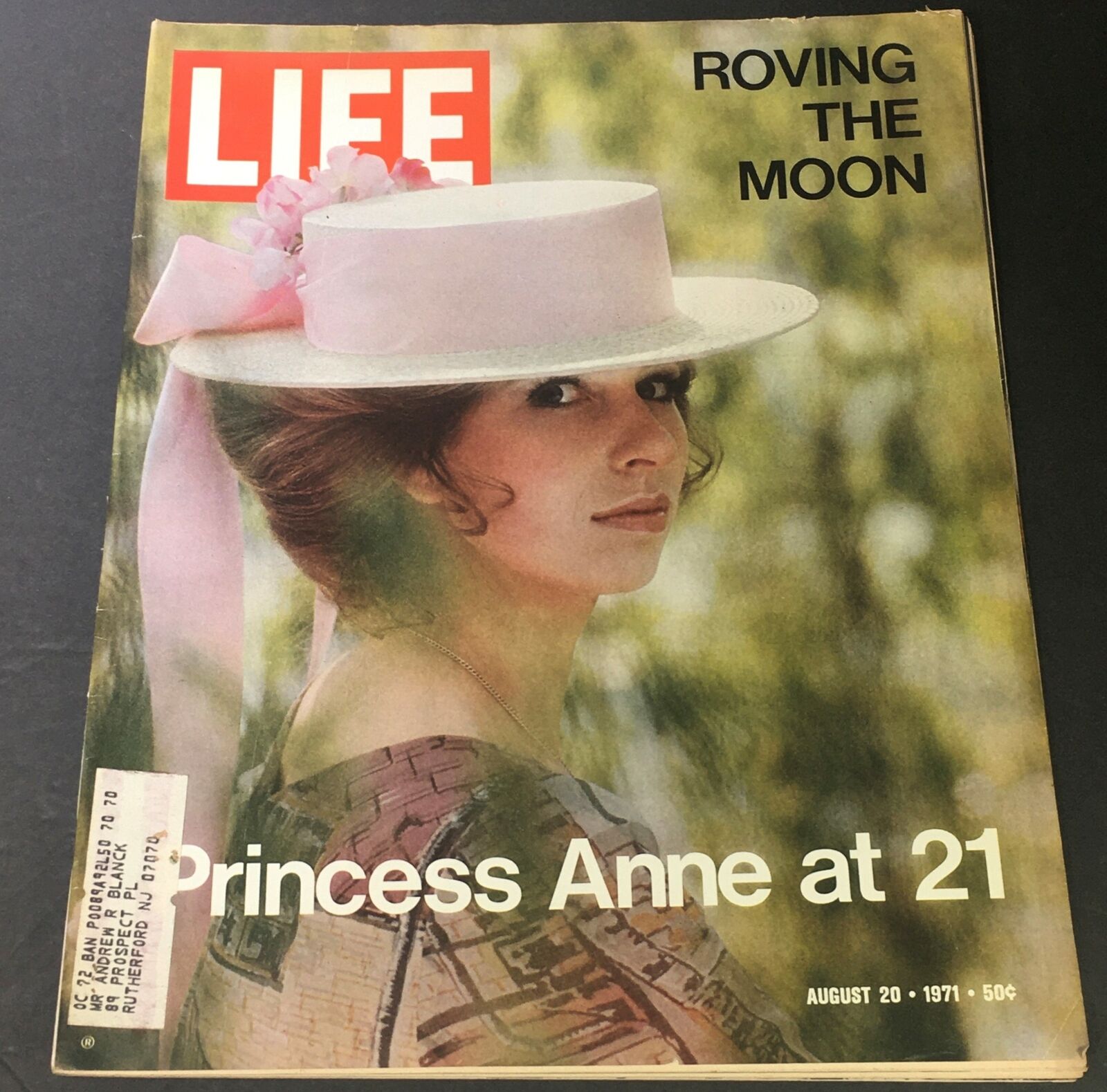 VTG Life Magazine August 20 1971 - Princess Anne Photographed at 21