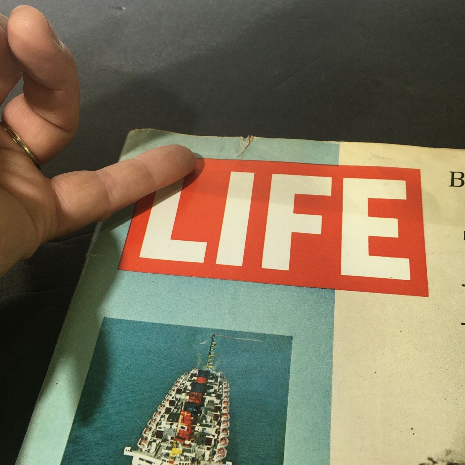 VTG Life Magazine October 6 1967 - A Sentimental Journey of the 'Queen Mary'