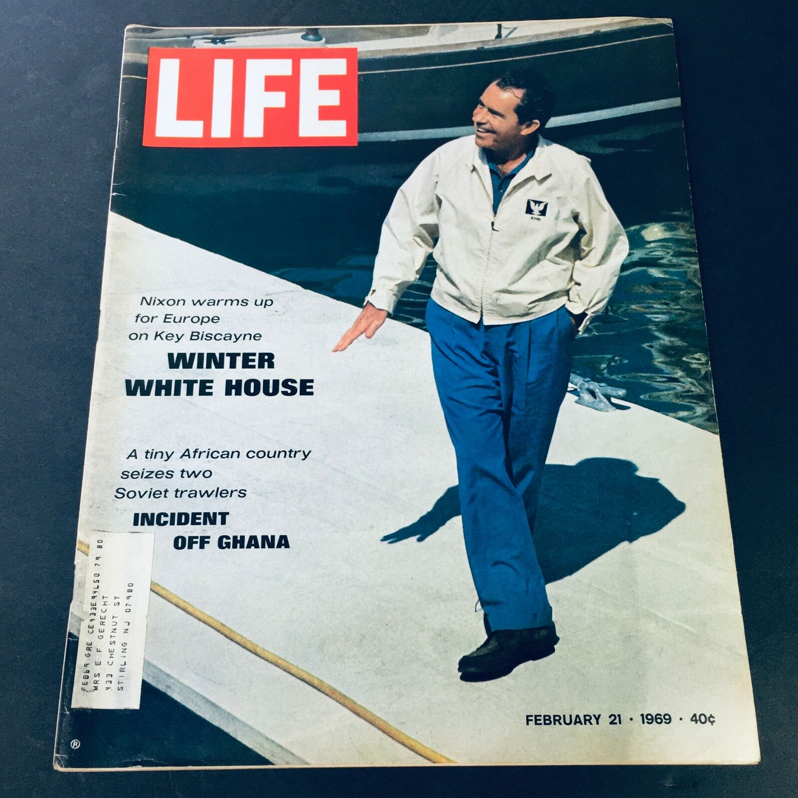 VTG Life Magazine February 21 1969 - Richard Nixon Warms Up For Europe Winter