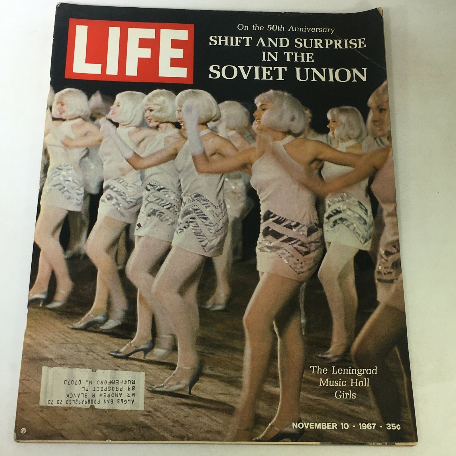 VTG Life Magazine November 10 1967 - The Leningrad Music Hall Girls