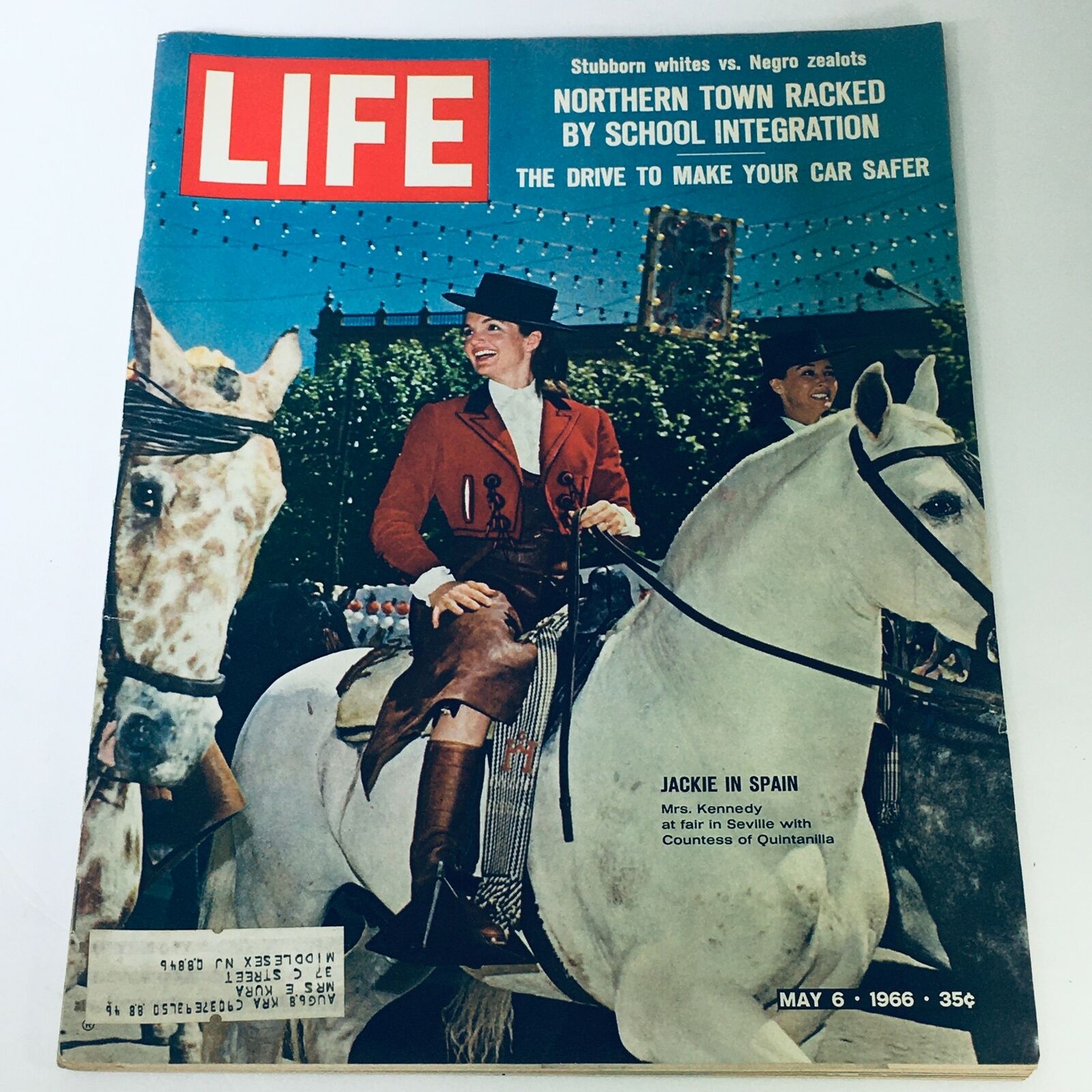 VTG Life Magazine May 6 1966 - Jackie Kennedy in a Fair at Seville Spain