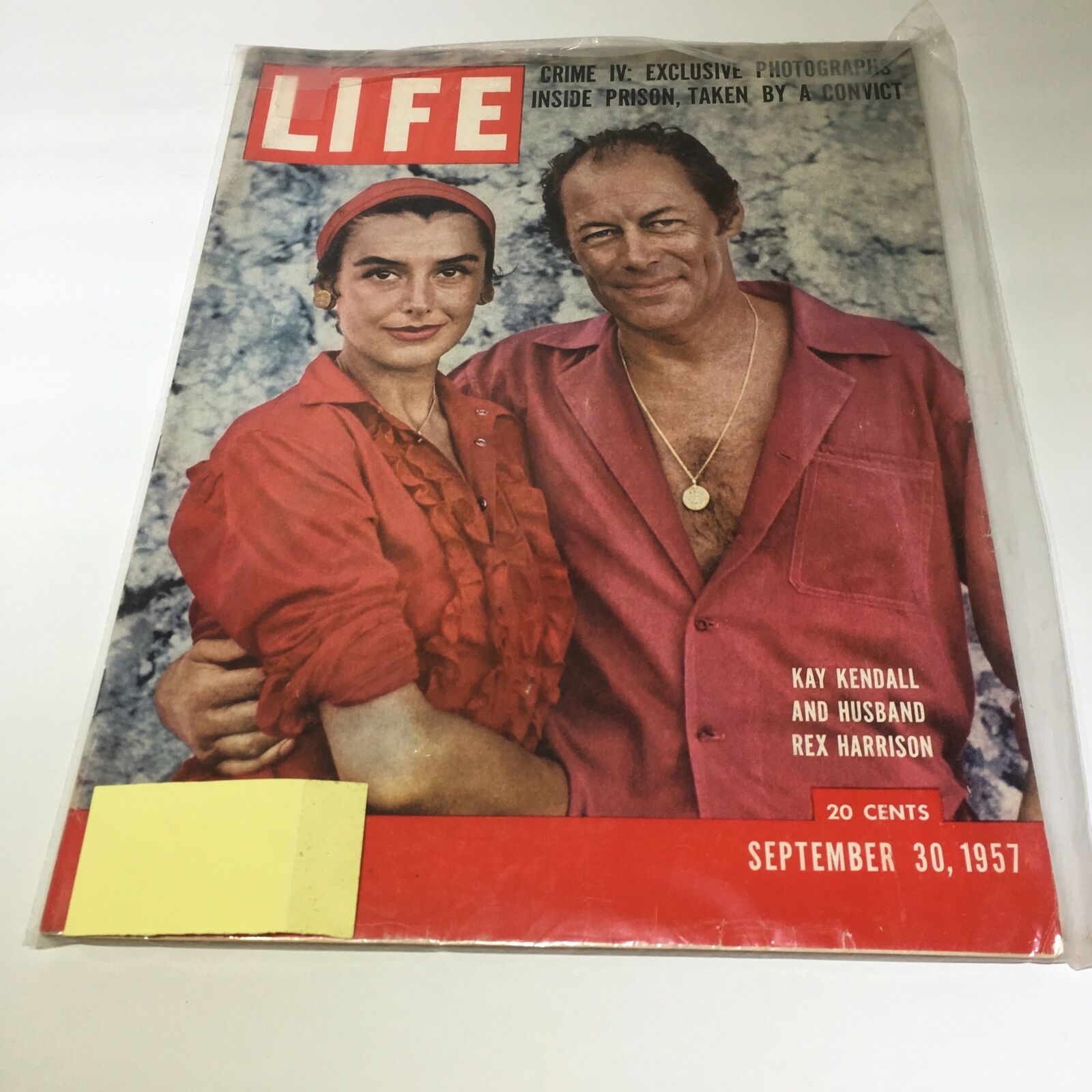 VTG Life Magazine September 30 1957 - Kay Kendall & Rex Harrison Inside Prison