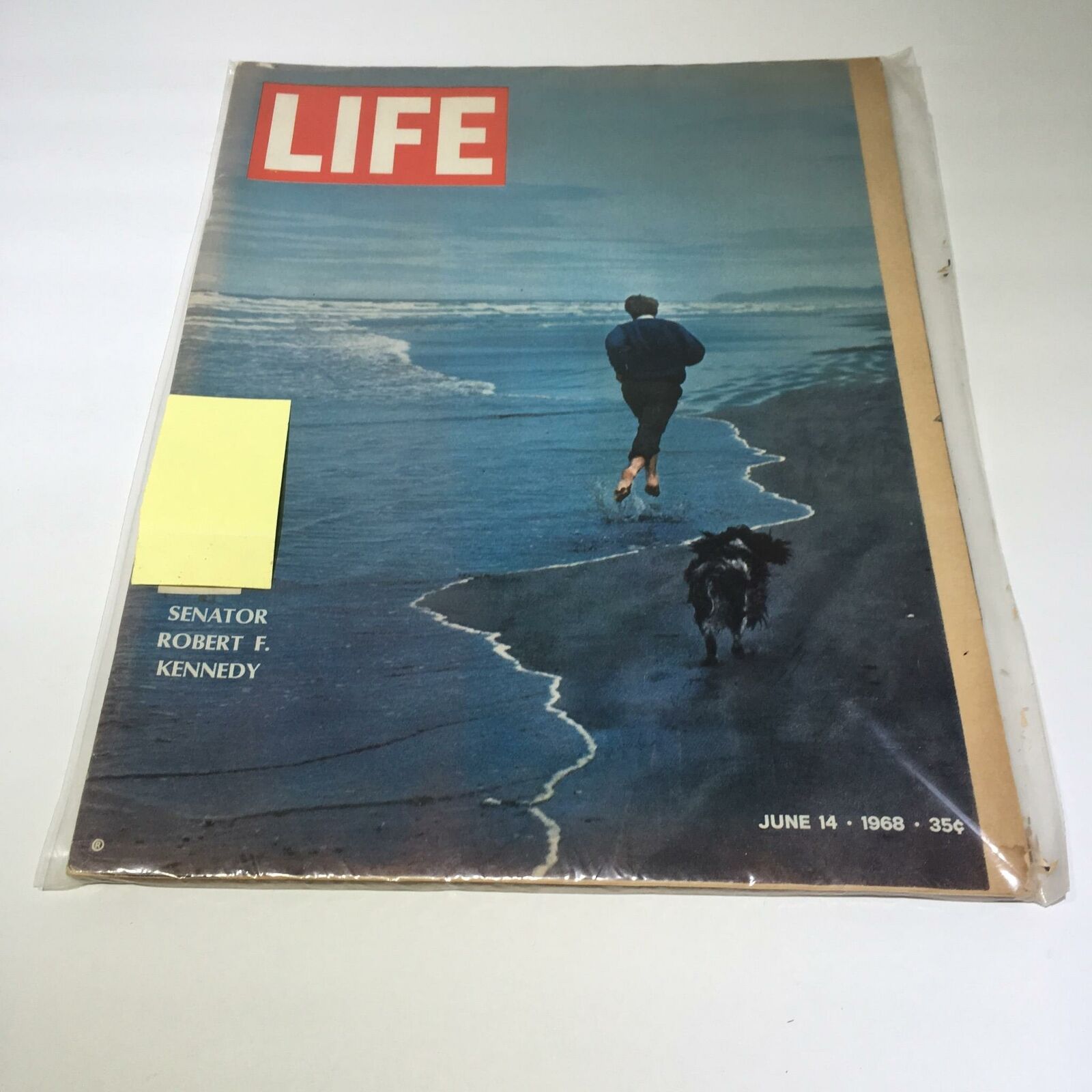 VTG Life Magazine June 14 1968 - Senator Robert F. Kennedy