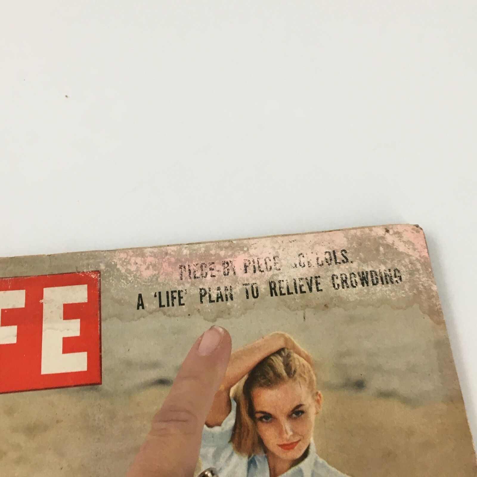 VTG Life Magazine February 1 1954 A Life Plan To Relieve Crowding Feature