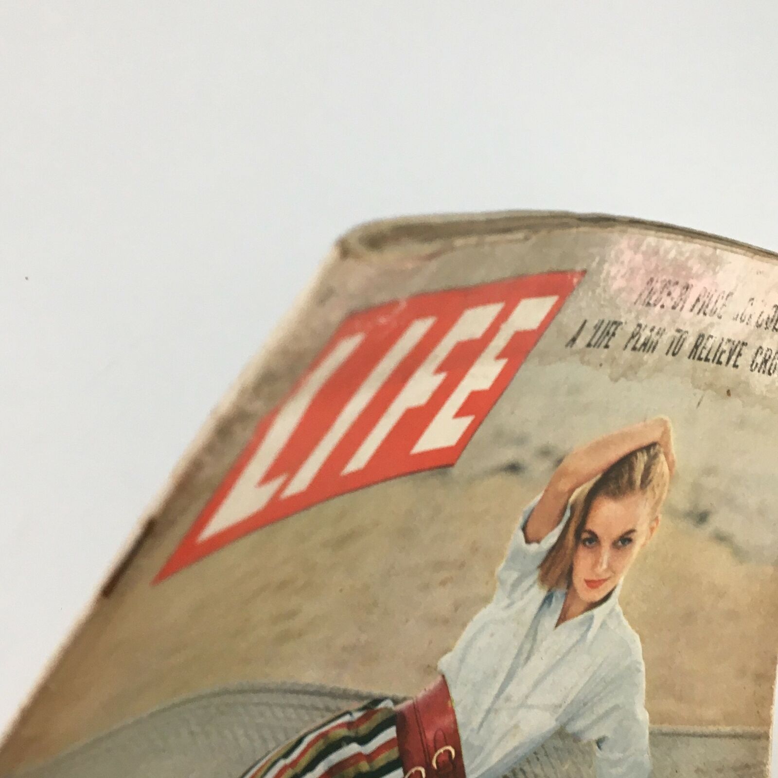 VTG Life Magazine February 1 1954 A Life Plan To Relieve Crowding Feature