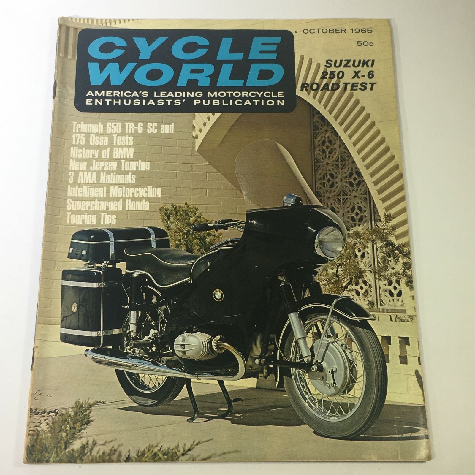 VTG Cycle World Magazine October 1965 - Suzuki 250 X-6 Road Test / Triumph 650