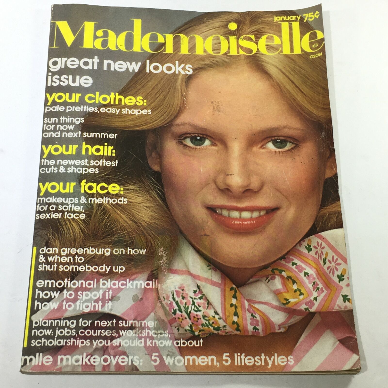 VTG Mademoiselle Magazine: January 1975 - Great New Looks Issue No Label