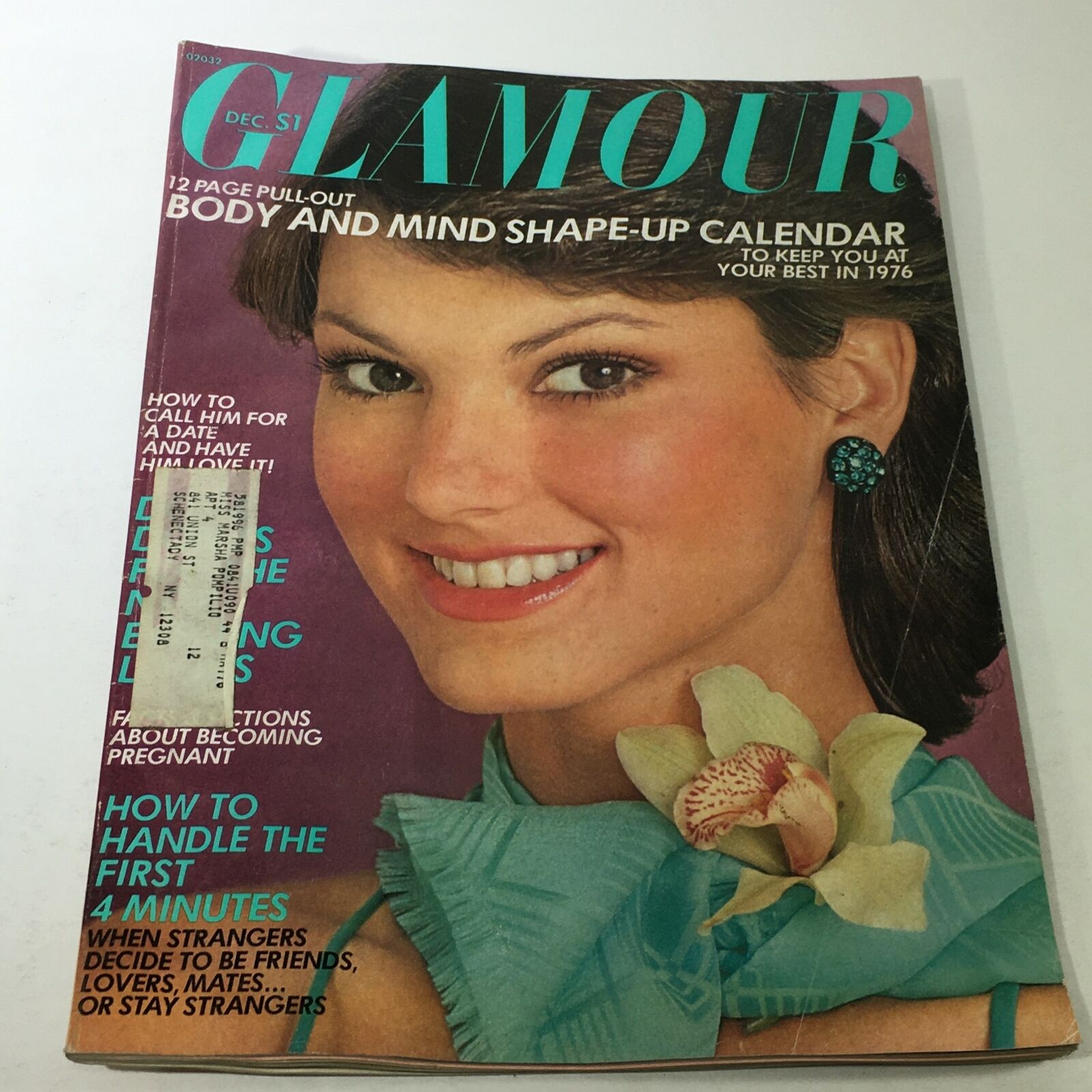 VTG Glamour Magazine: December 1975 - Barbara Minty Cover