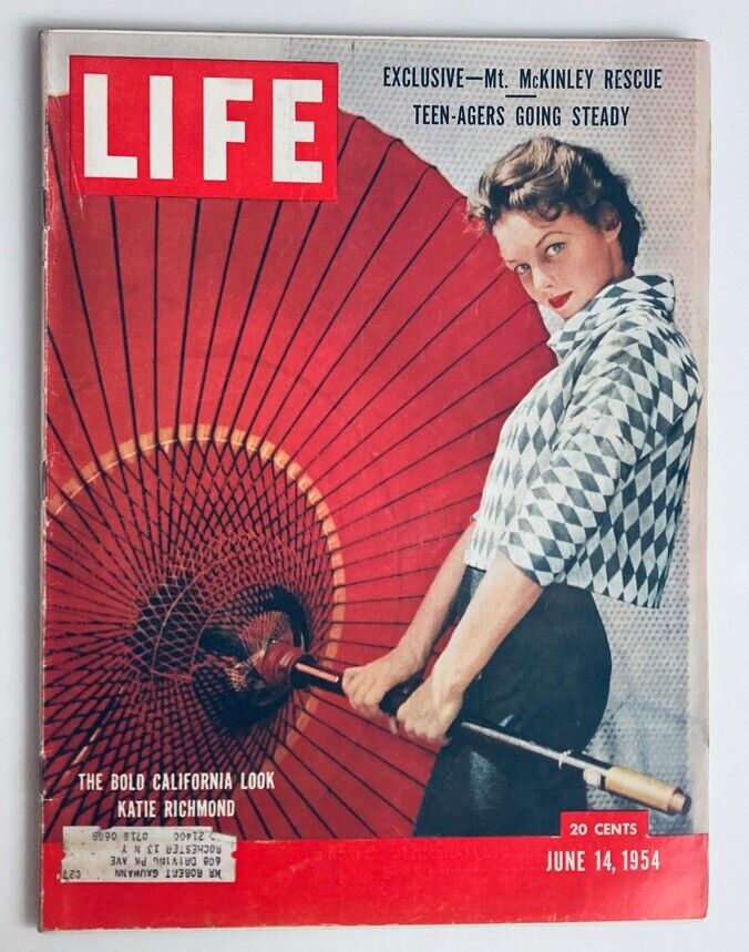 VTG Life Magazine June 14 1954 Vol 36 No. 24 Super Balloon Sets Record