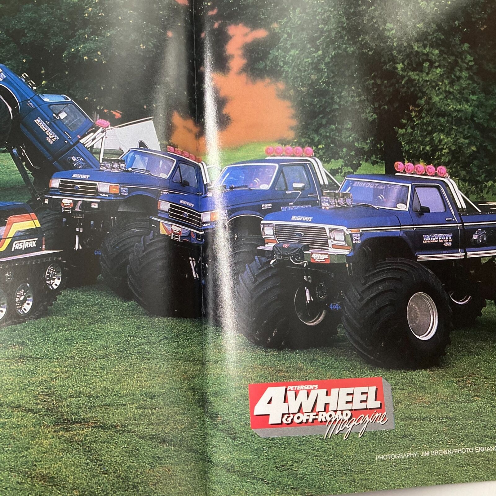 VTG Petersen's 4Wheel & Off-Road Magazine February 1990 BIGFOOT CENTERFOLD