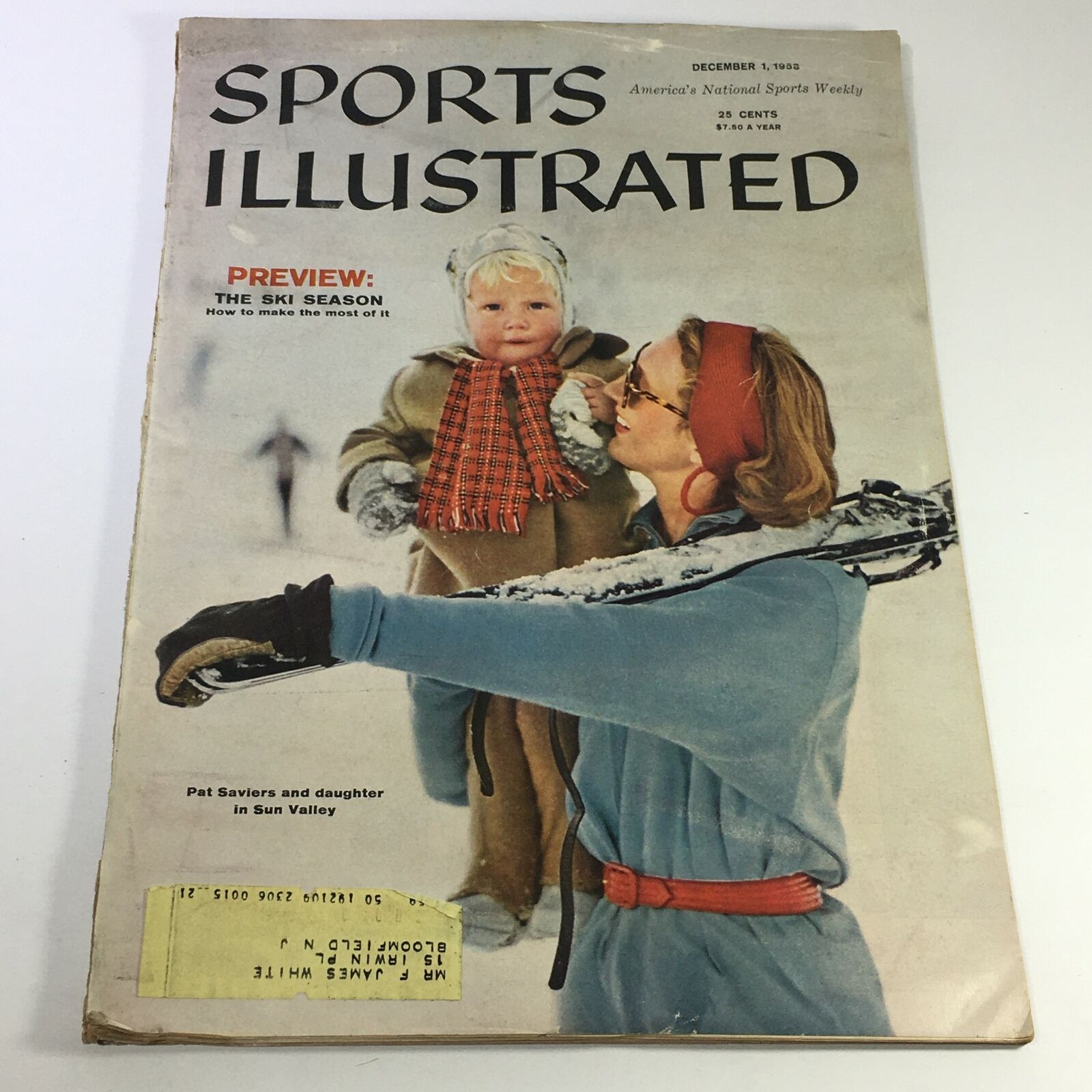 VTG Sports Illustrated Magazine December 1 1958 - Pat Saviers and Daughter