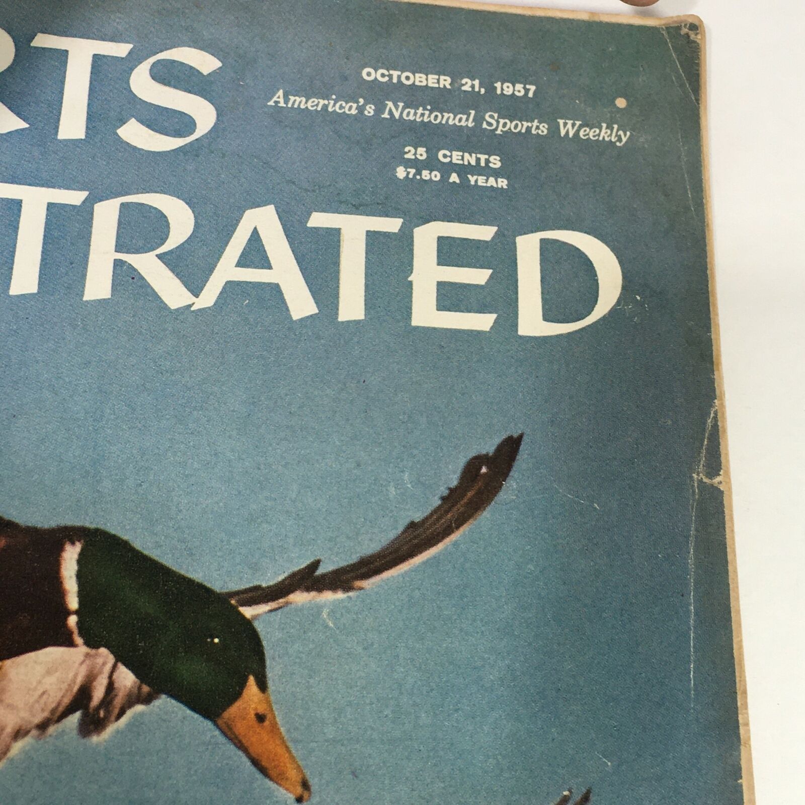 VTG Sports Illustrated Magazine October 21 1957 - Wings at Dawn